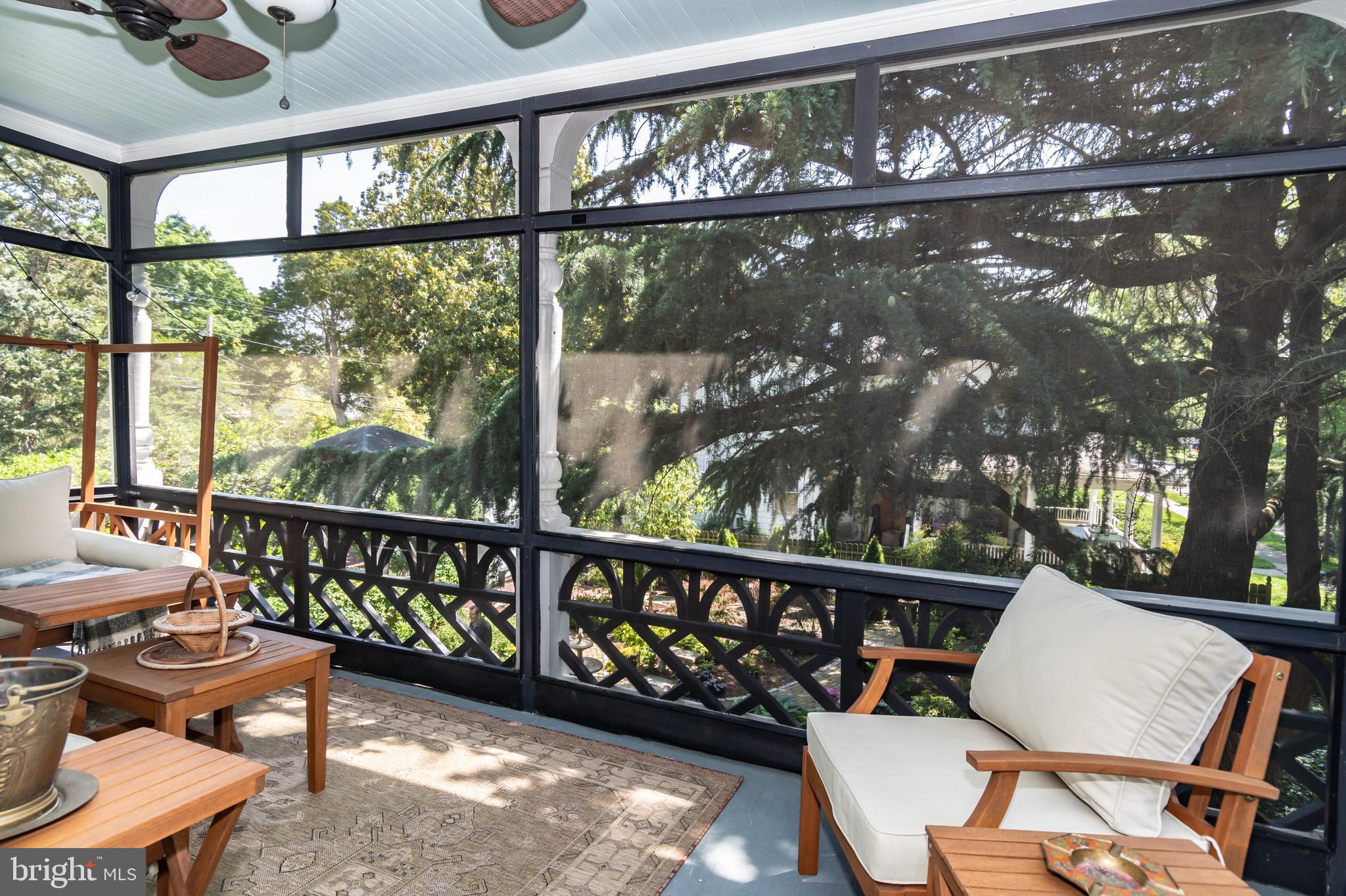 EASTON HISTORIC DISTRICT - Residential