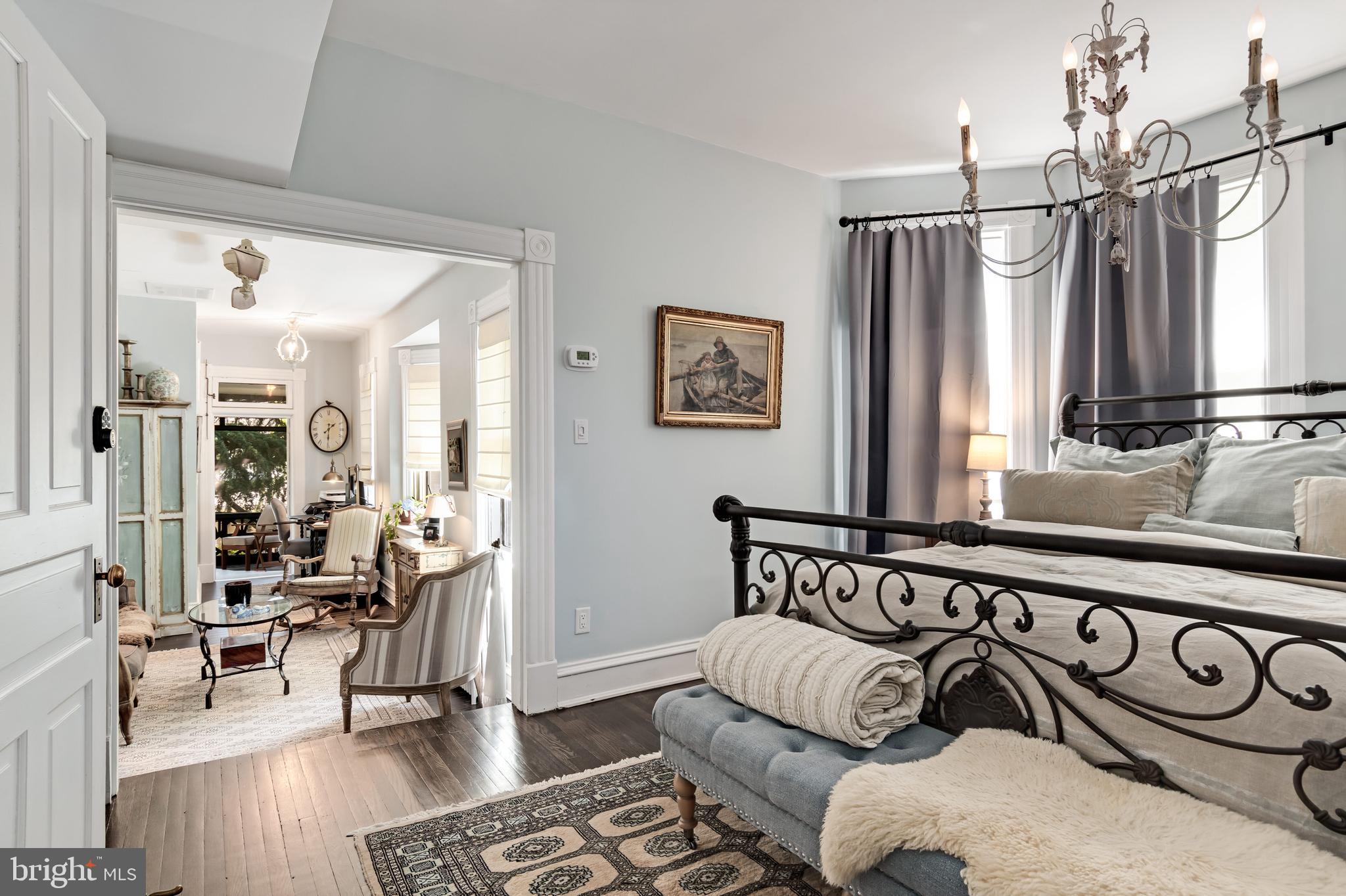 EASTON HISTORIC DISTRICT - Residential