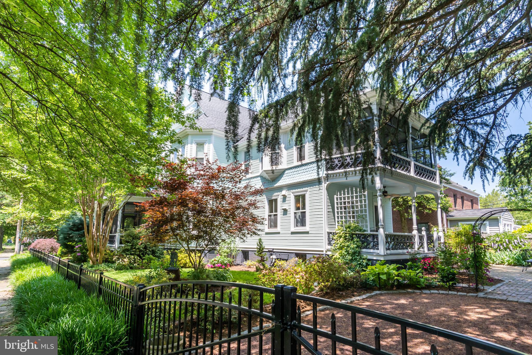 EASTON HISTORIC DISTRICT - Residential