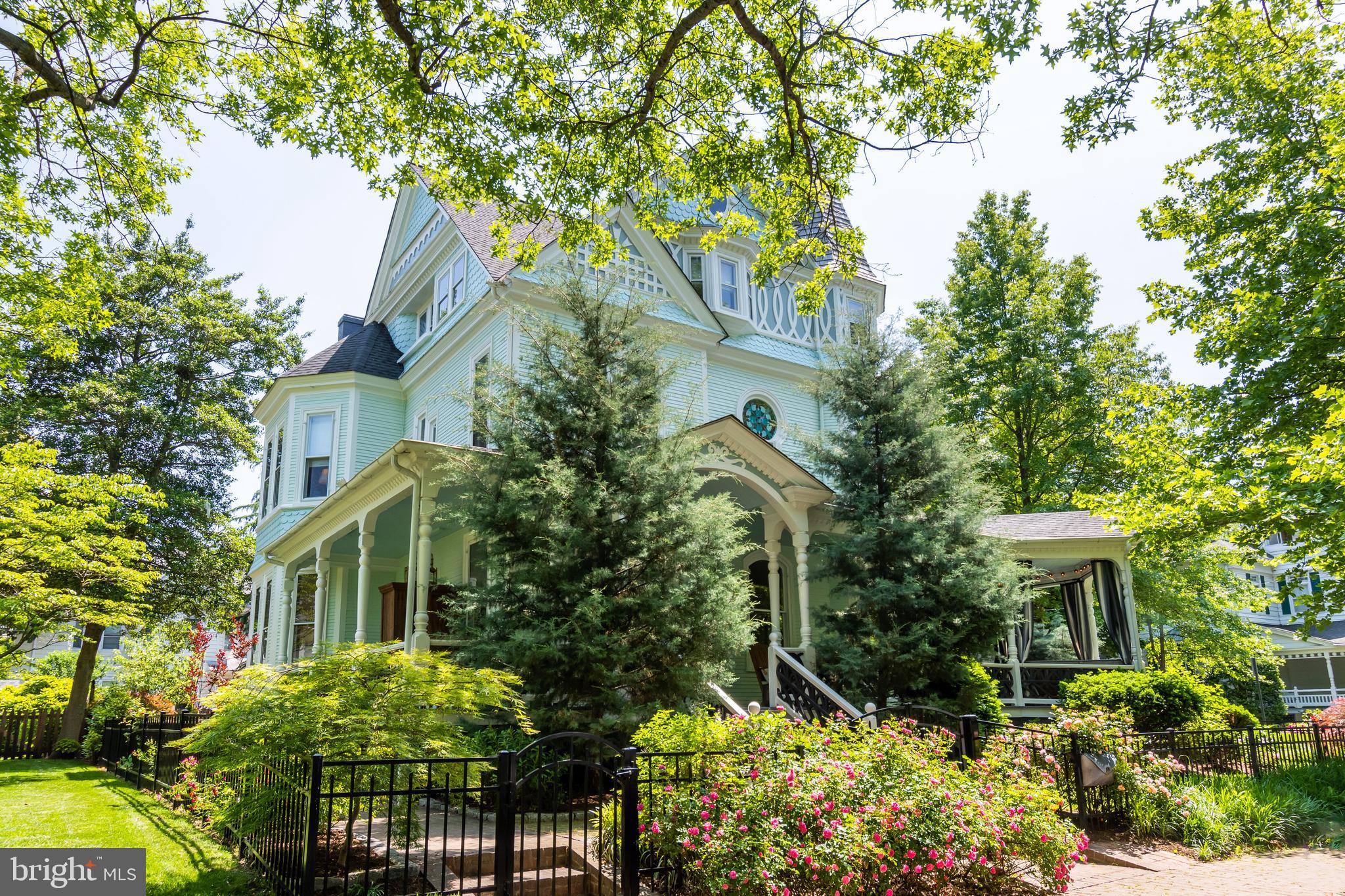 EASTON HISTORIC DISTRICT - Residential