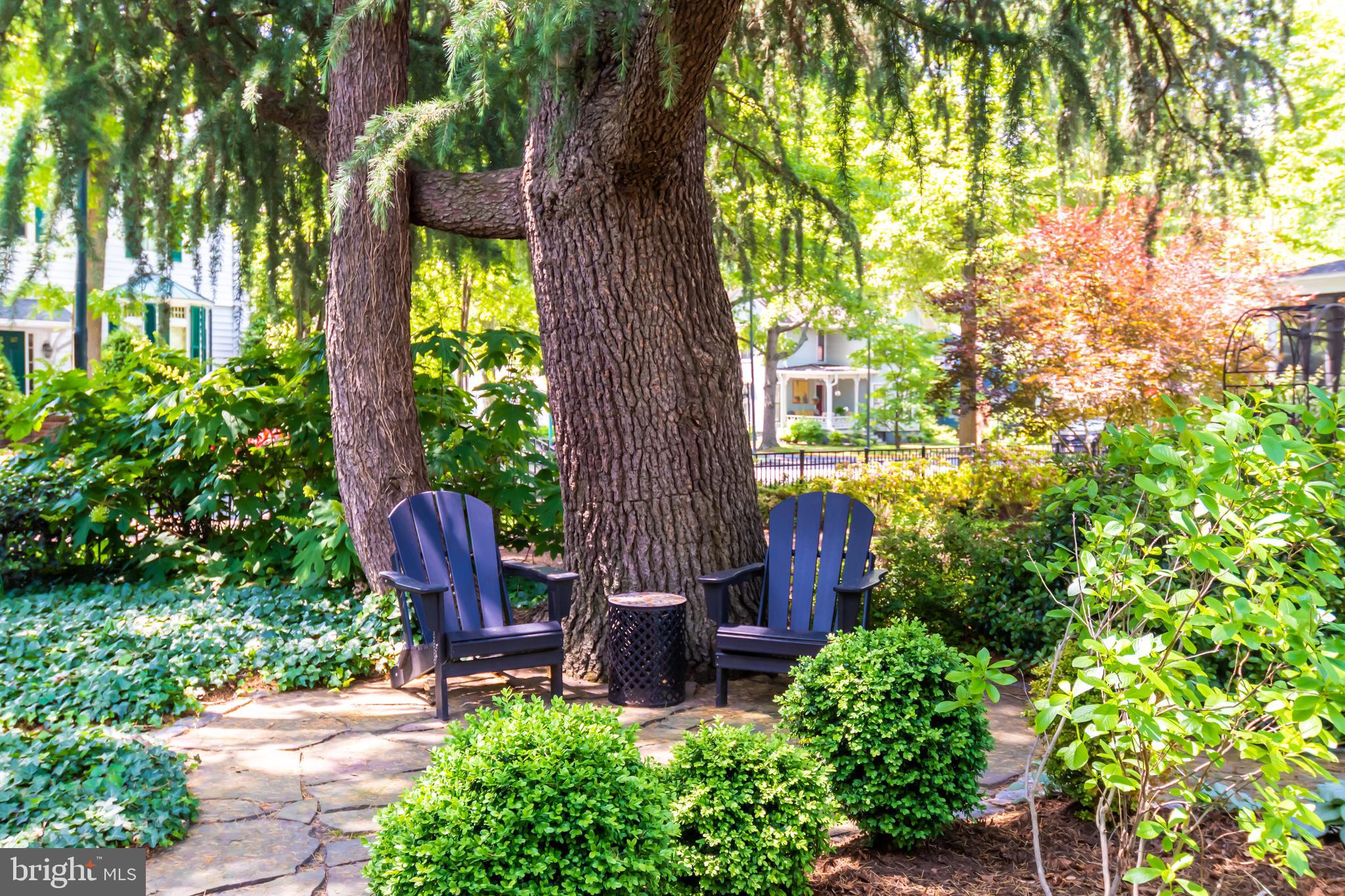 EASTON HISTORIC DISTRICT - Residential