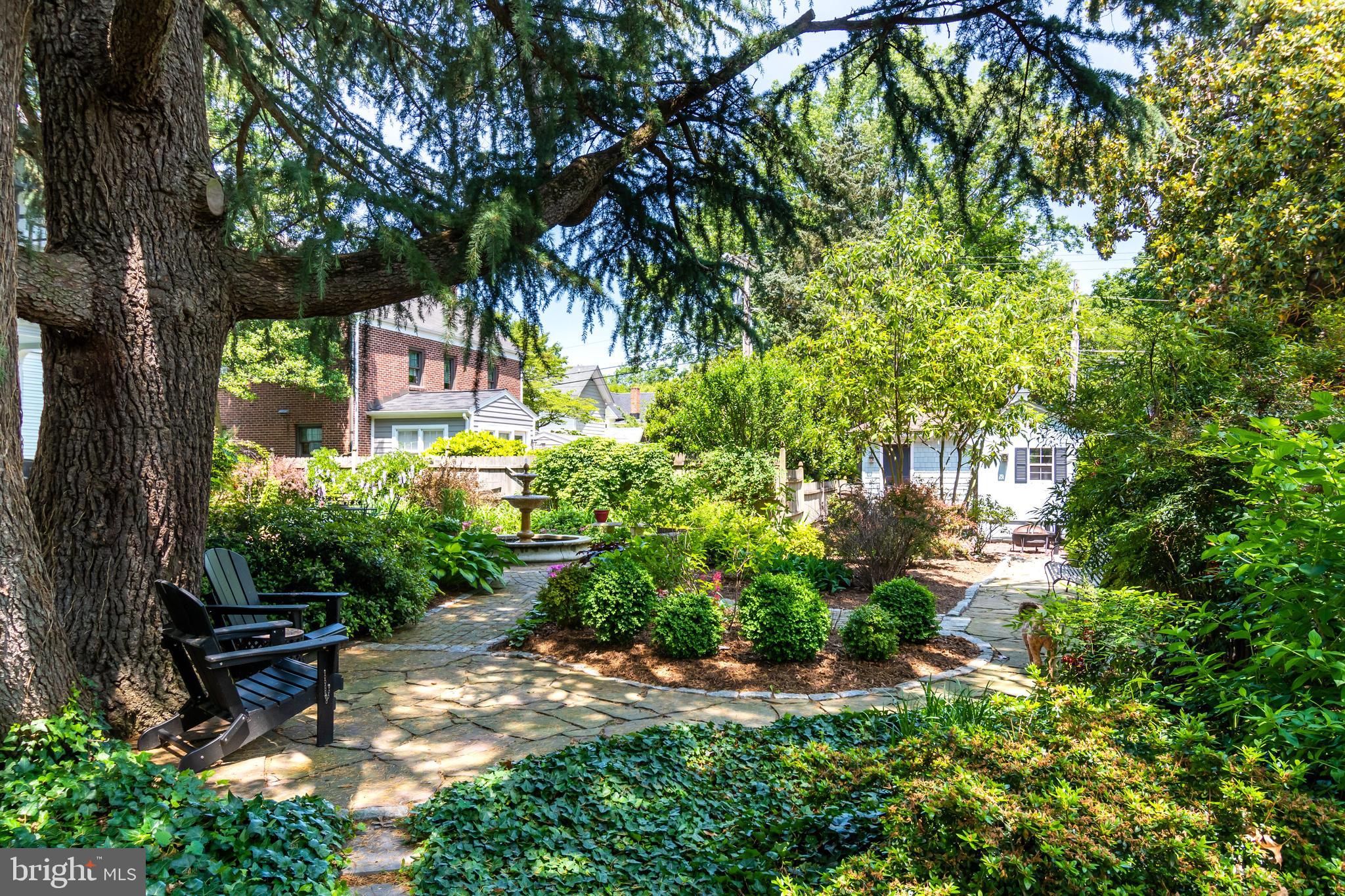 EASTON HISTORIC DISTRICT - Residential