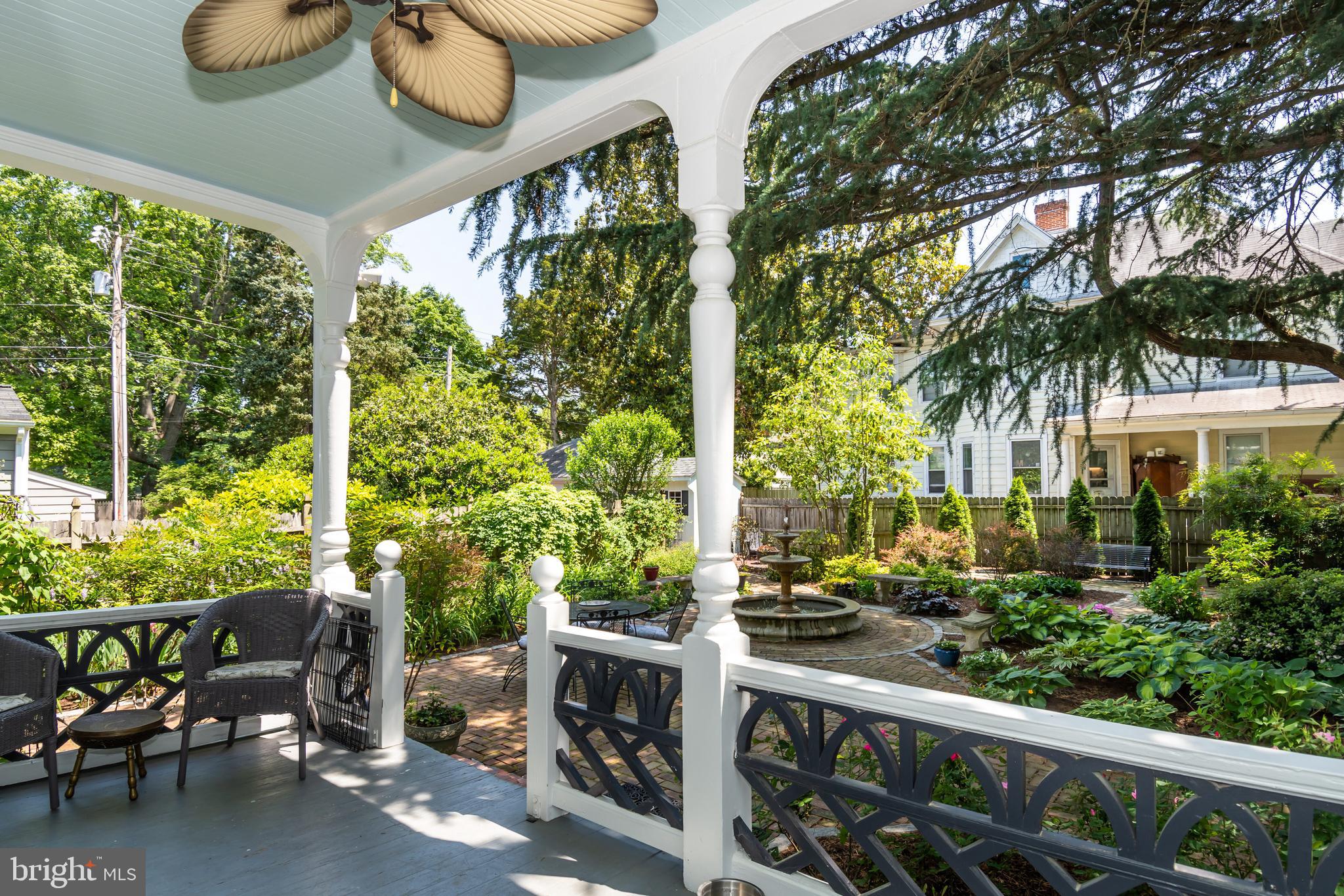 EASTON HISTORIC DISTRICT - Residential