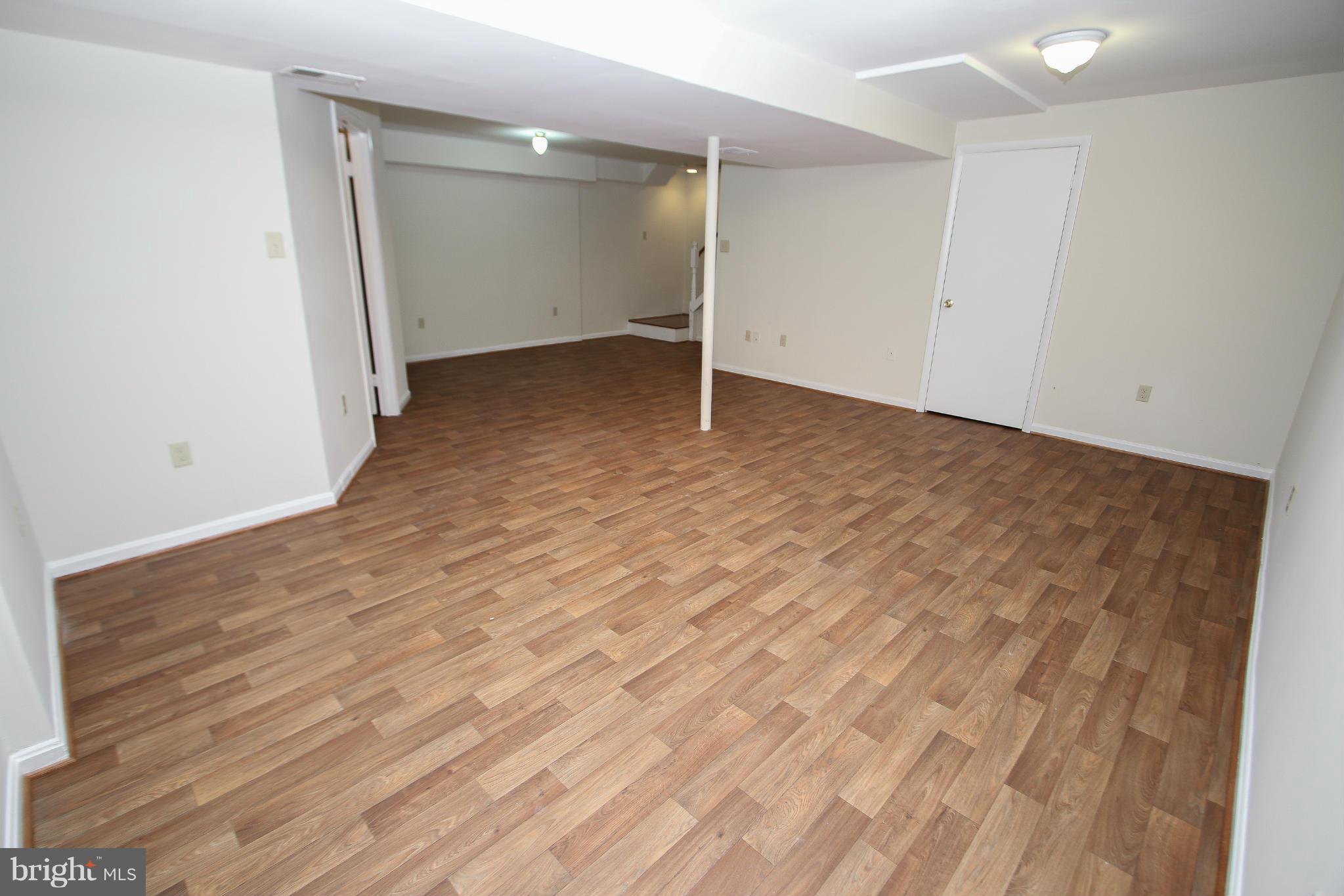 COURTS OF CHANDON - Residential