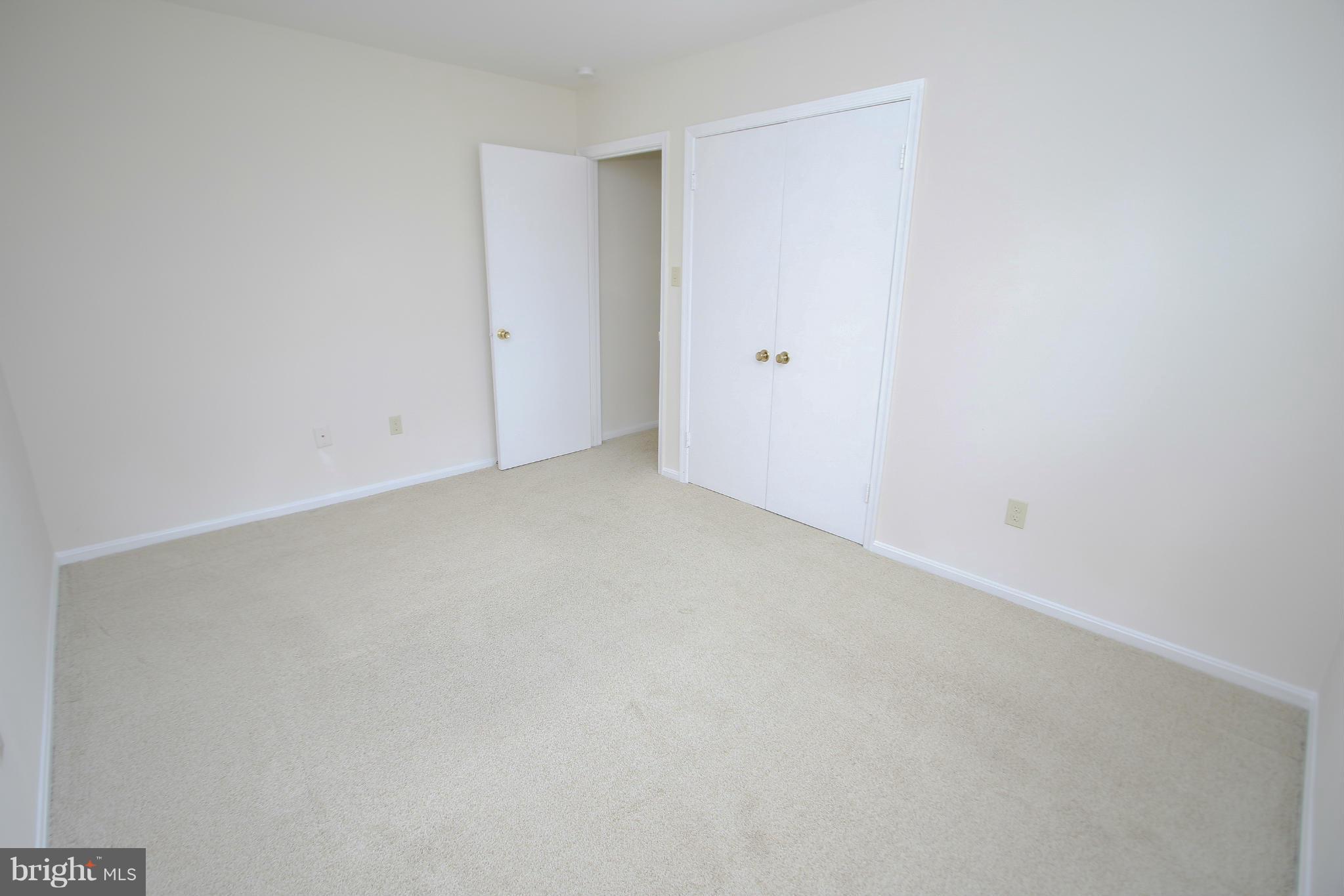 COURTS OF CHANDON - Residential