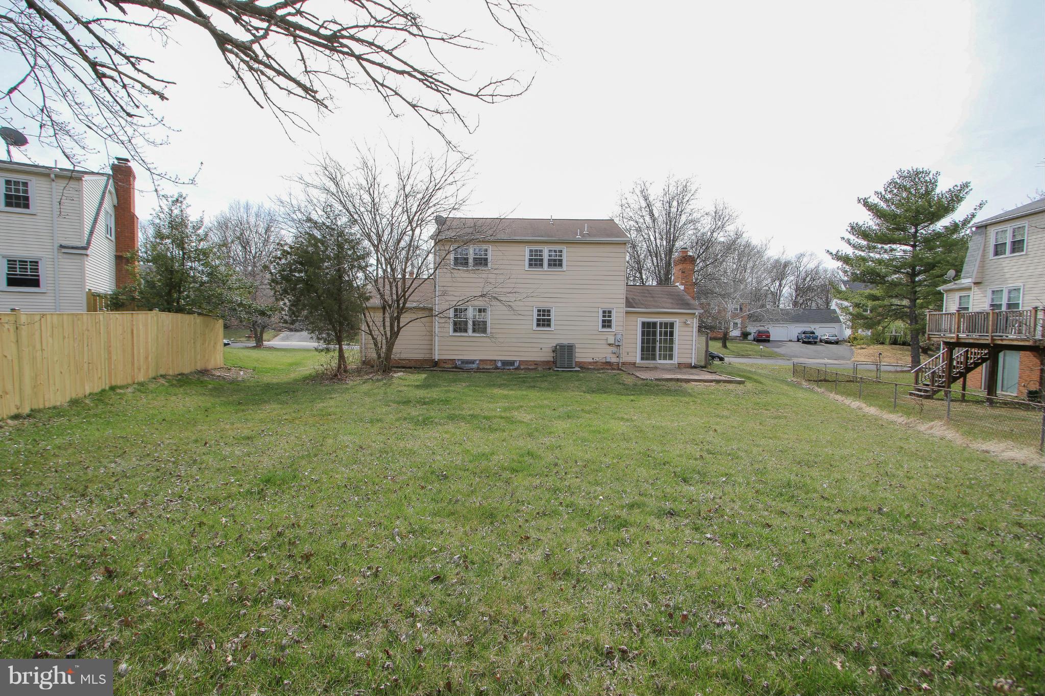 COURTS OF CHANDON - Residential