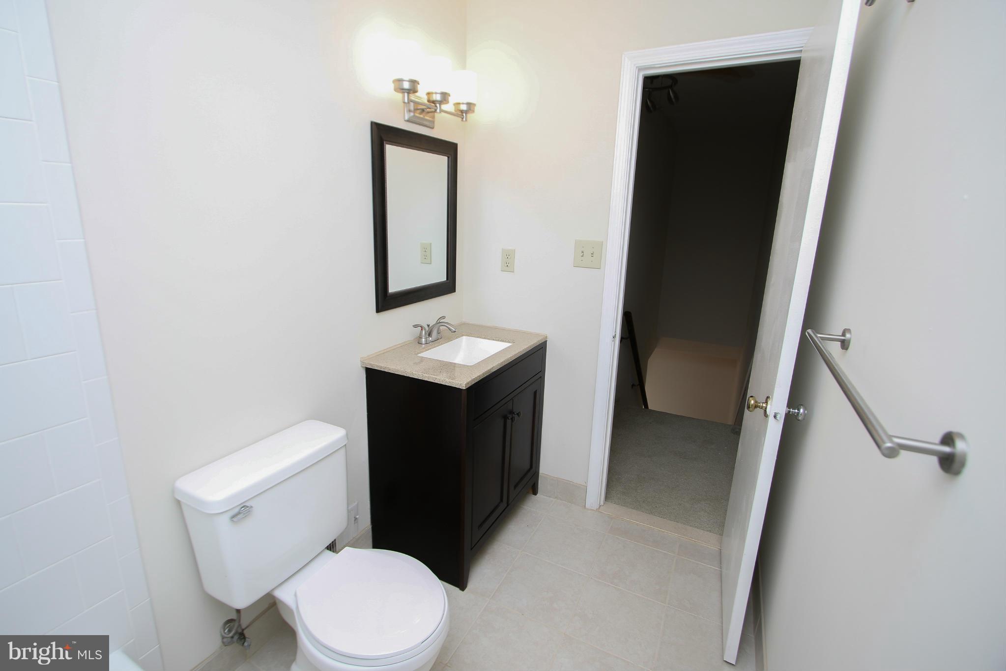 COURTS OF CHANDON - Residential