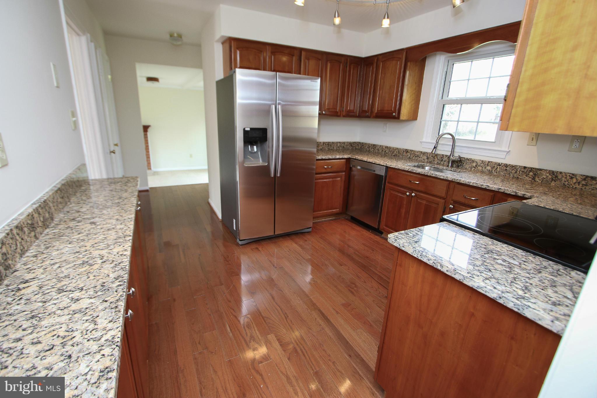 COURTS OF CHANDON - Residential