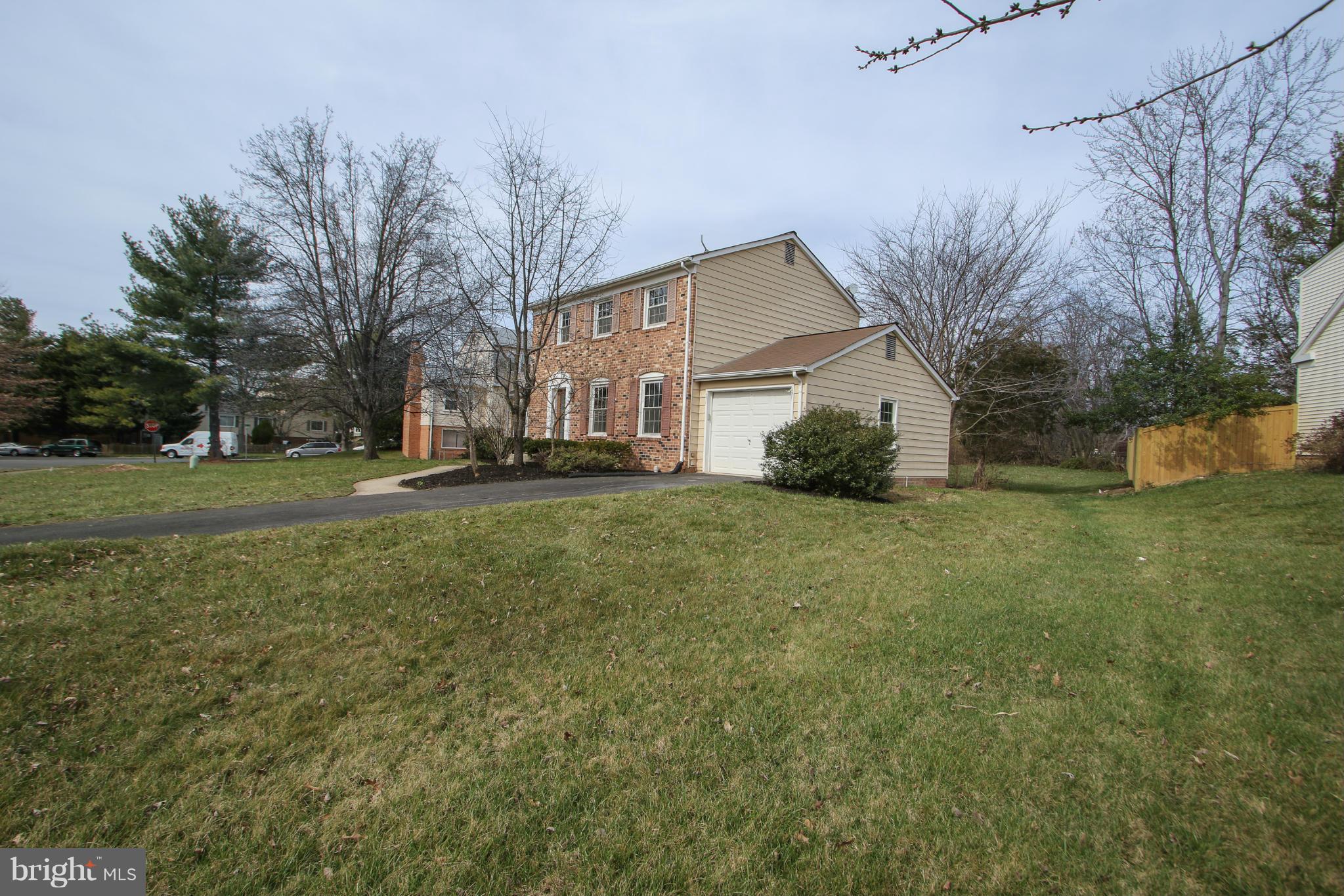 COURTS OF CHANDON - Residential