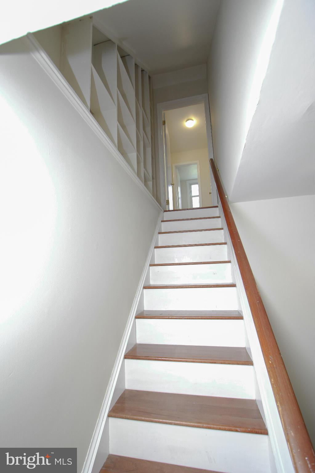 COURTS OF CHANDON - Residential