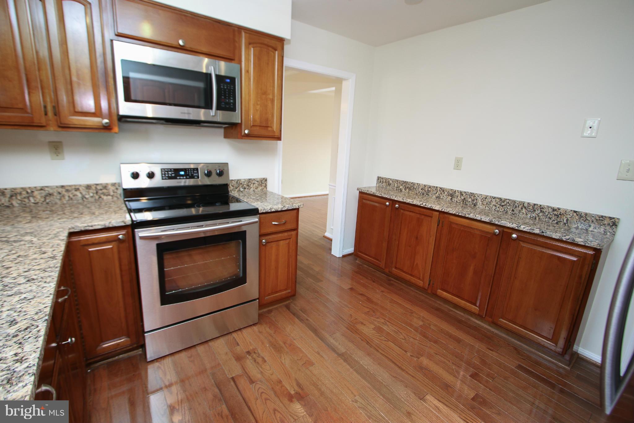 COURTS OF CHANDON - Residential