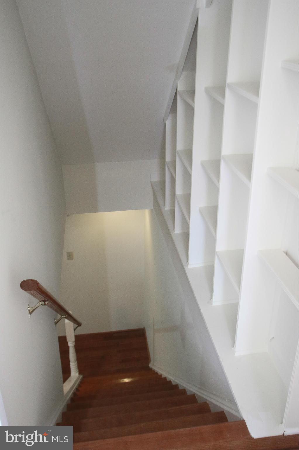 COURTS OF CHANDON - Residential