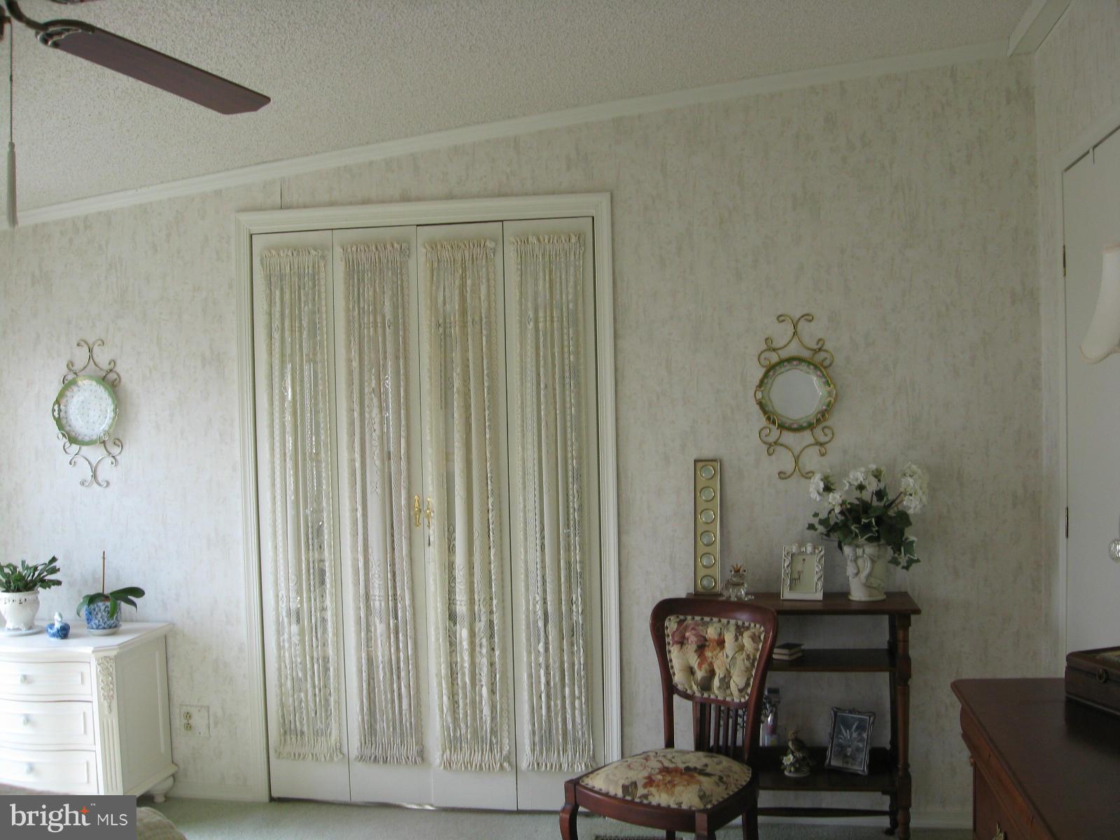 HILLANDALE HOMES - Residential