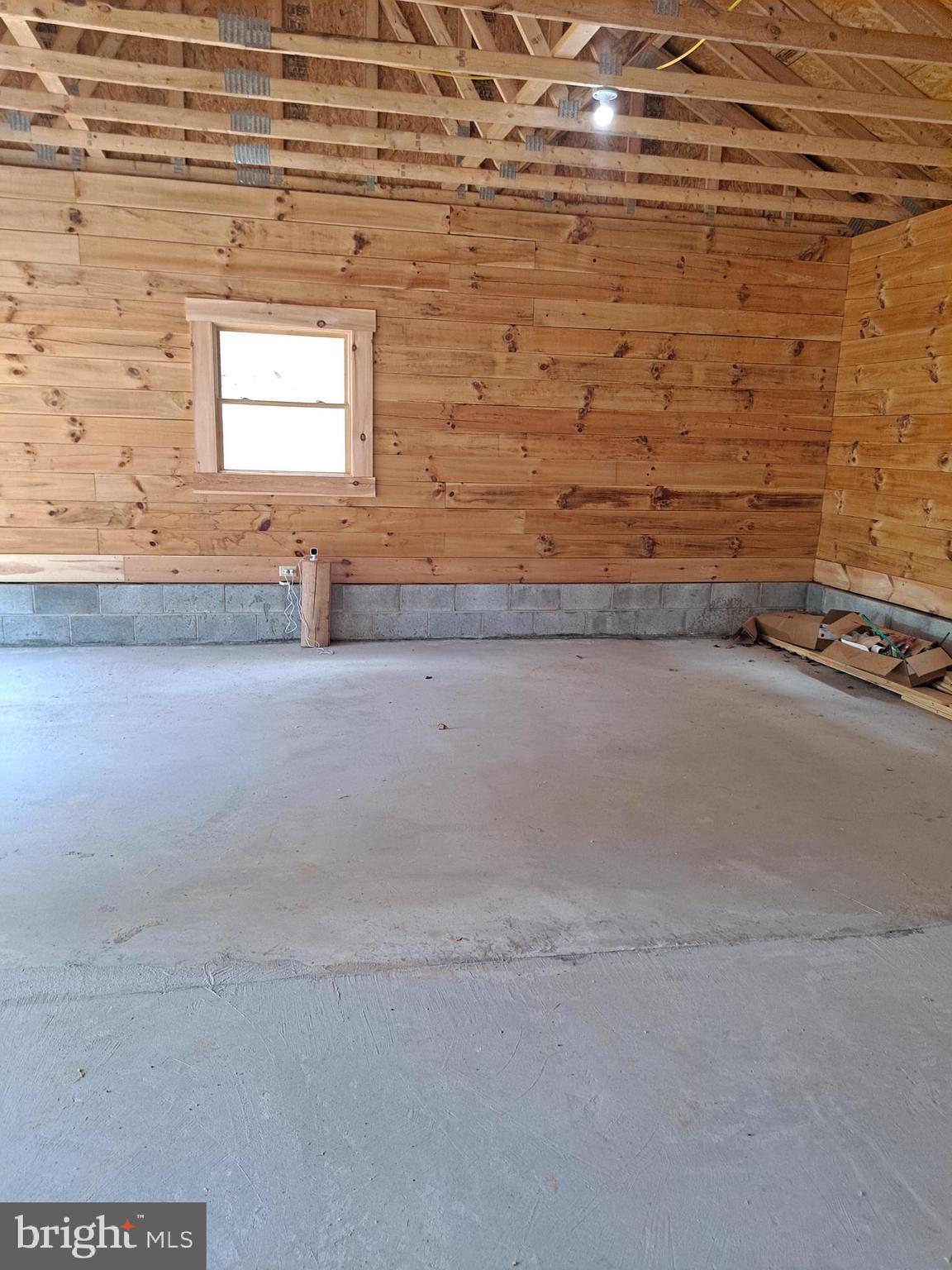 NONE AVAILABLE - Land