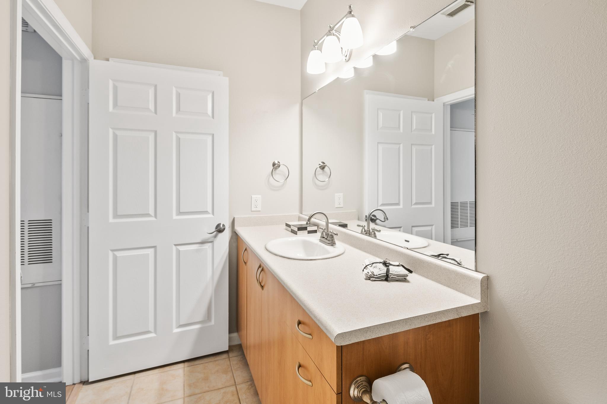 THE ASHMORE - Residential Lease