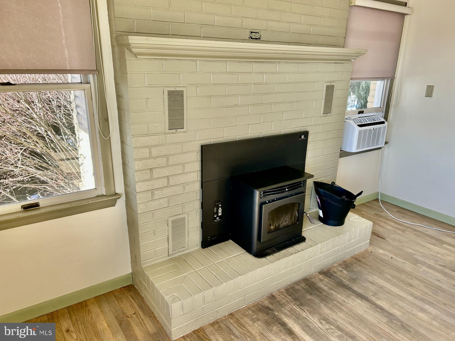 LOYSVILLE AREA - Residential