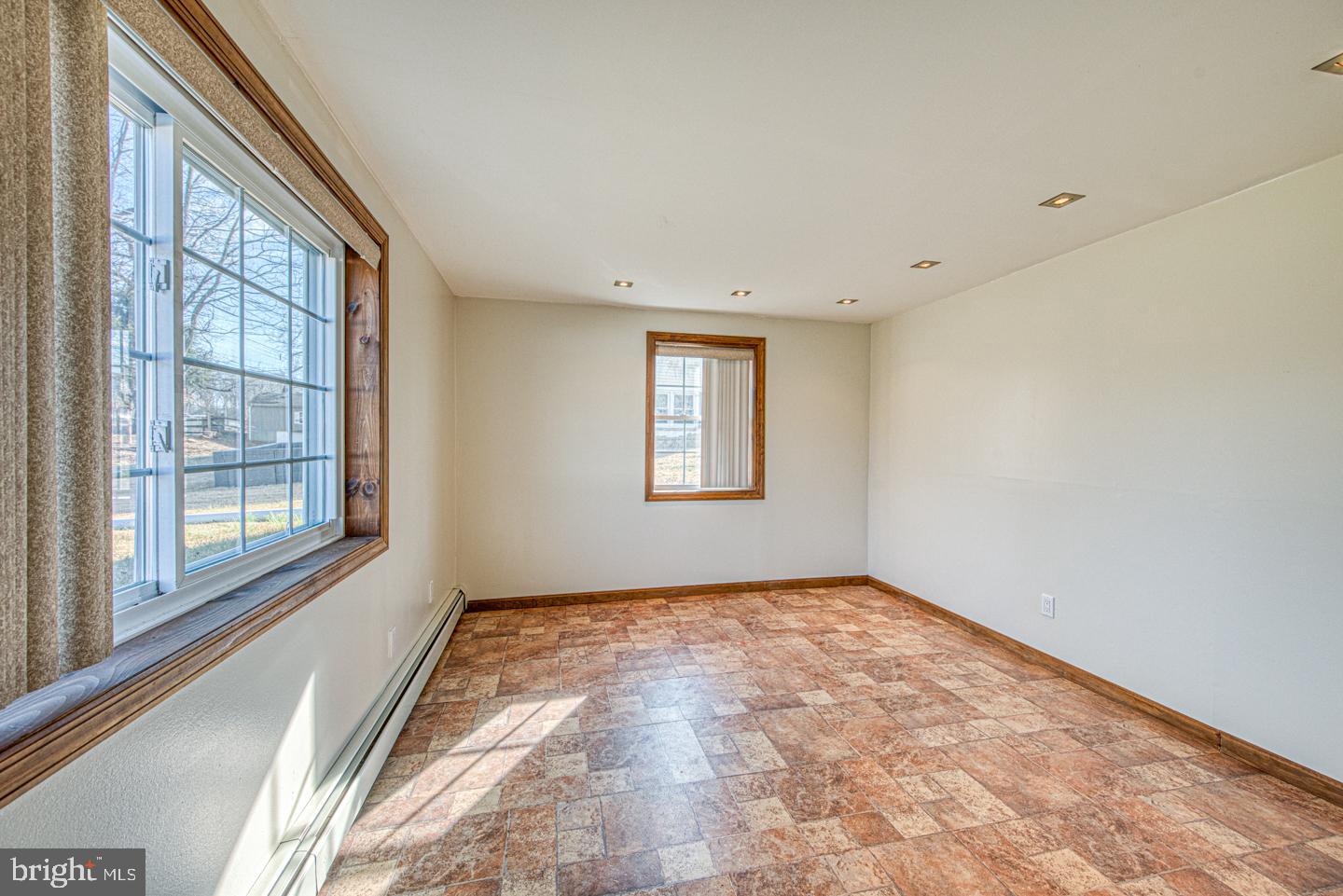 BRIDGEWATER - Residential