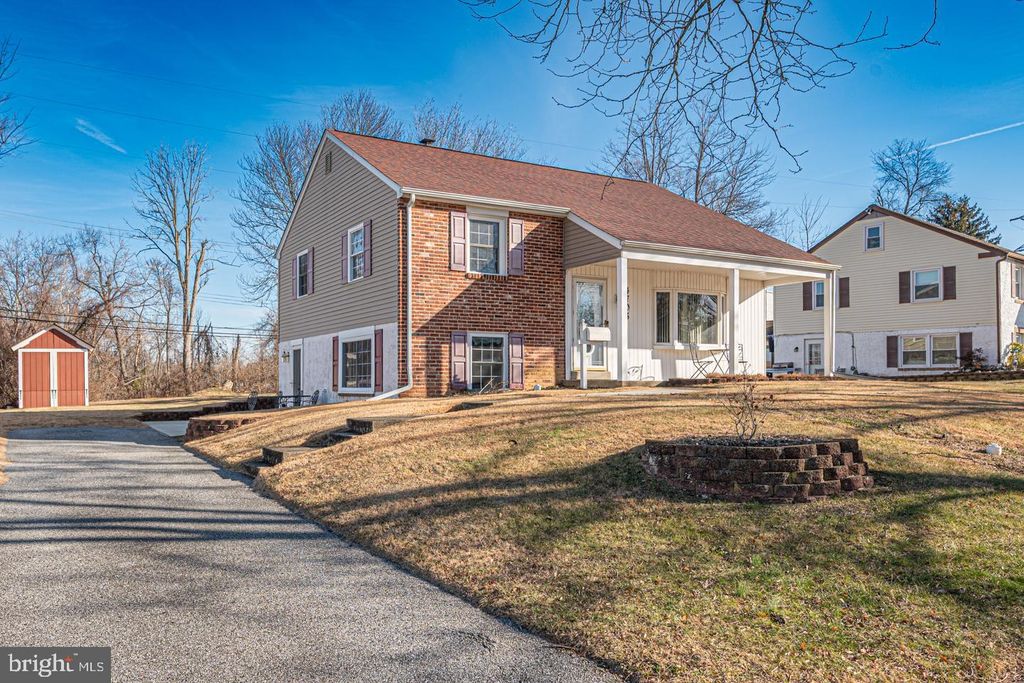 Photo of 4705 Park Lane, ASTON, PA 19014 (MLS # PADE2105562)