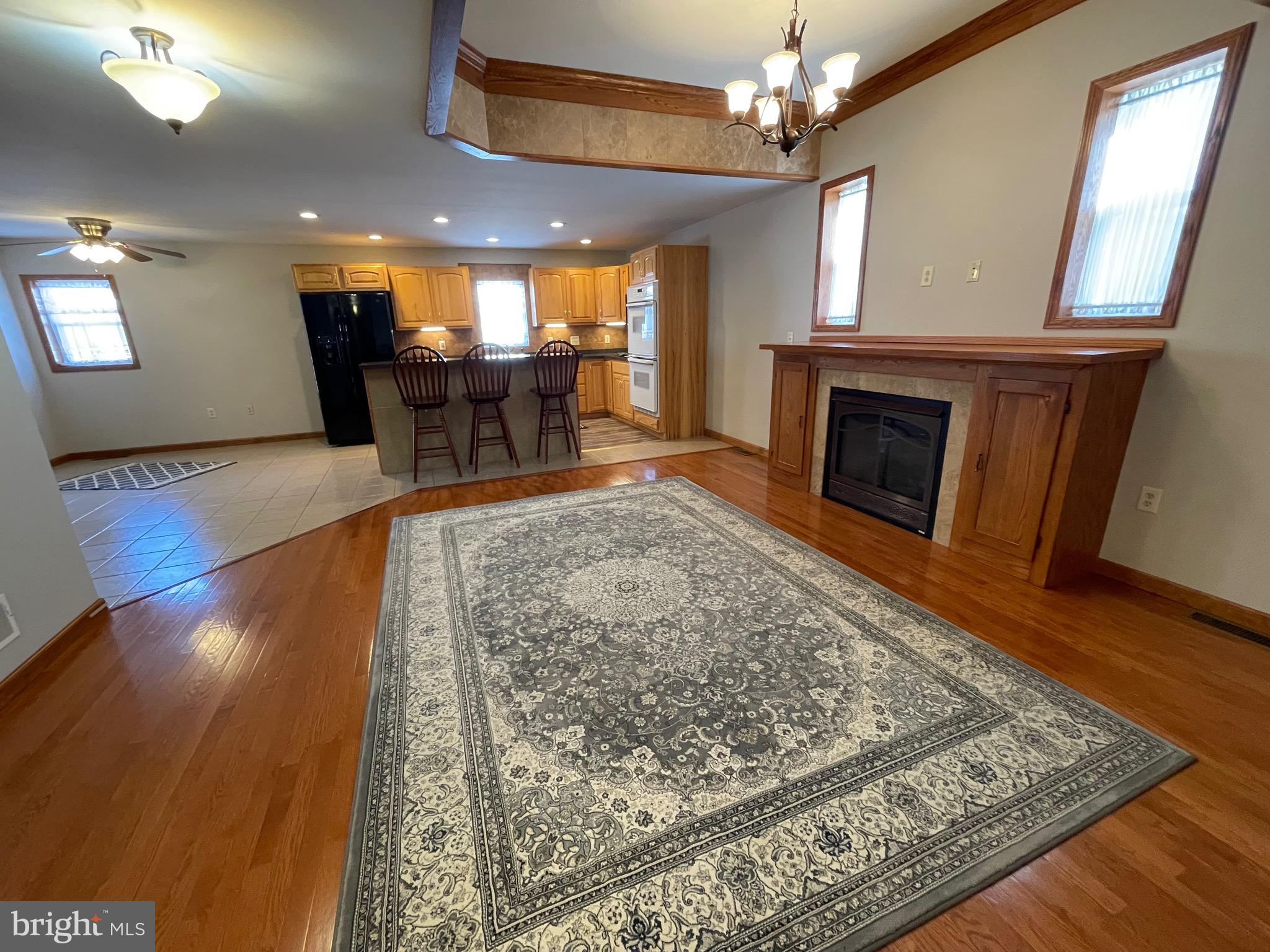 210 N CENTRE AVENUE APARTMENT A