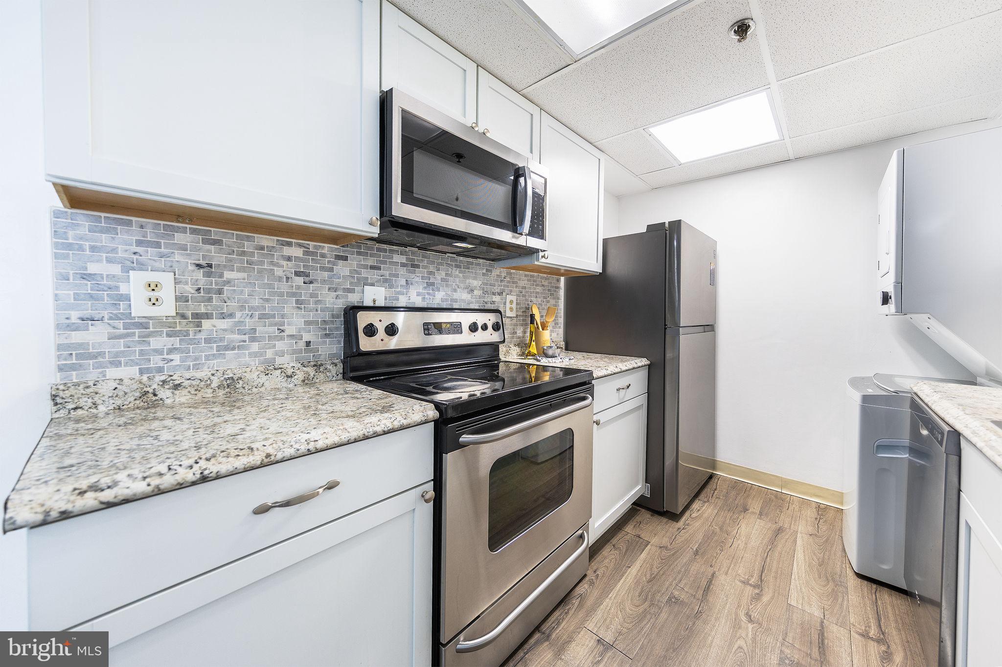 HIGHPOINTE - Residential