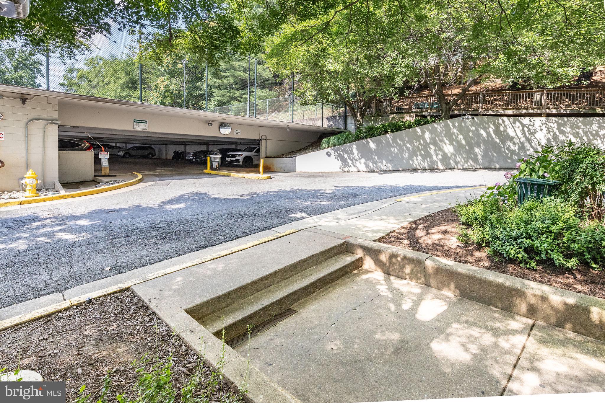 HIGHPOINTE - Residential