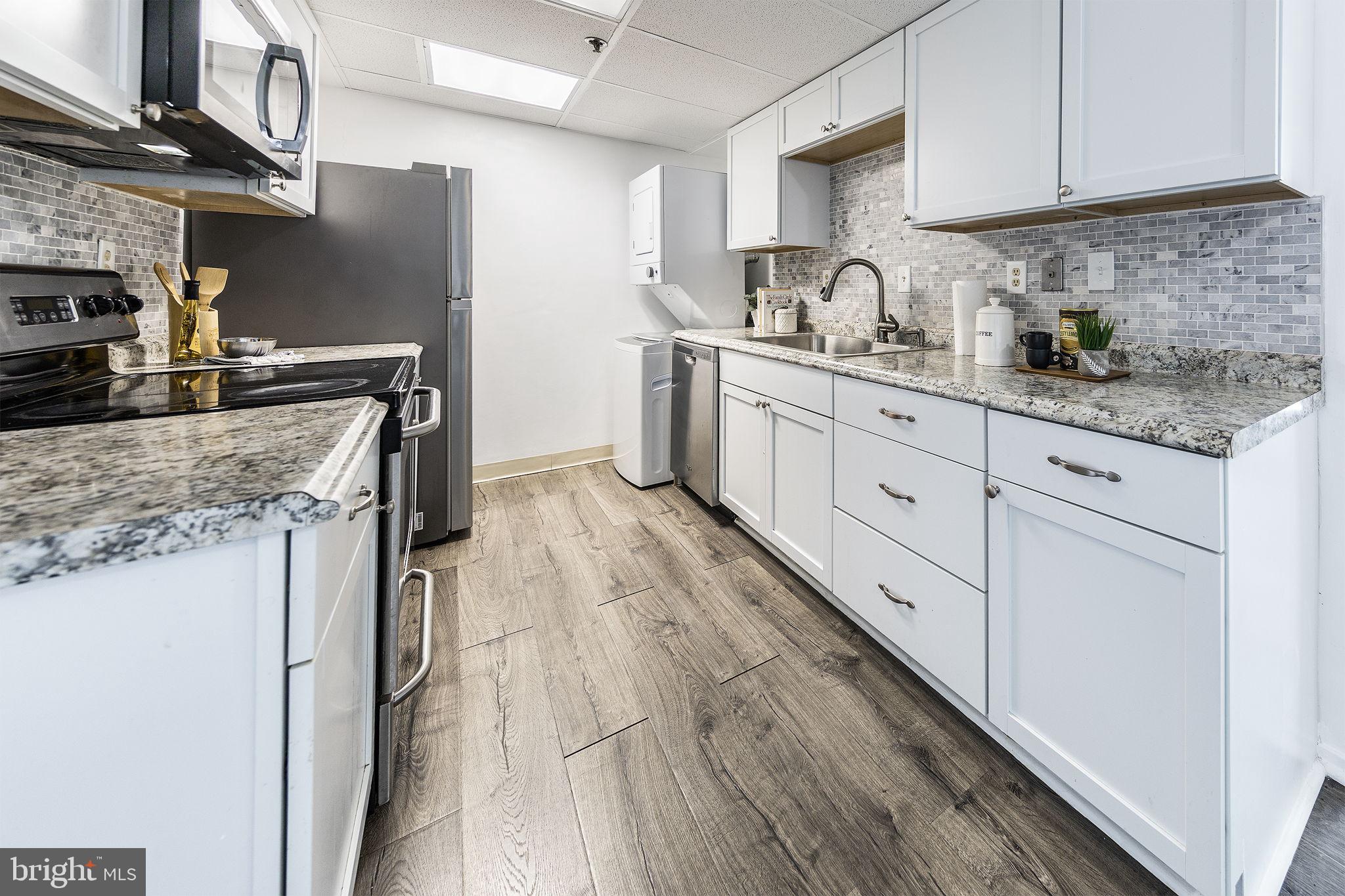 HIGHPOINTE - Residential