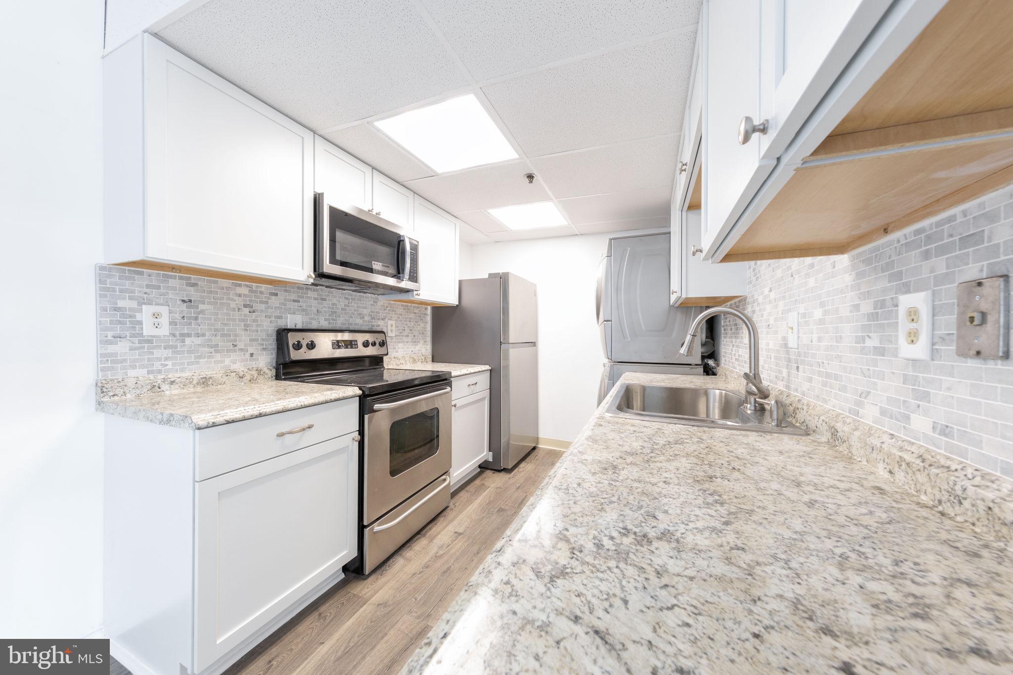 HIGHPOINTE - Residential