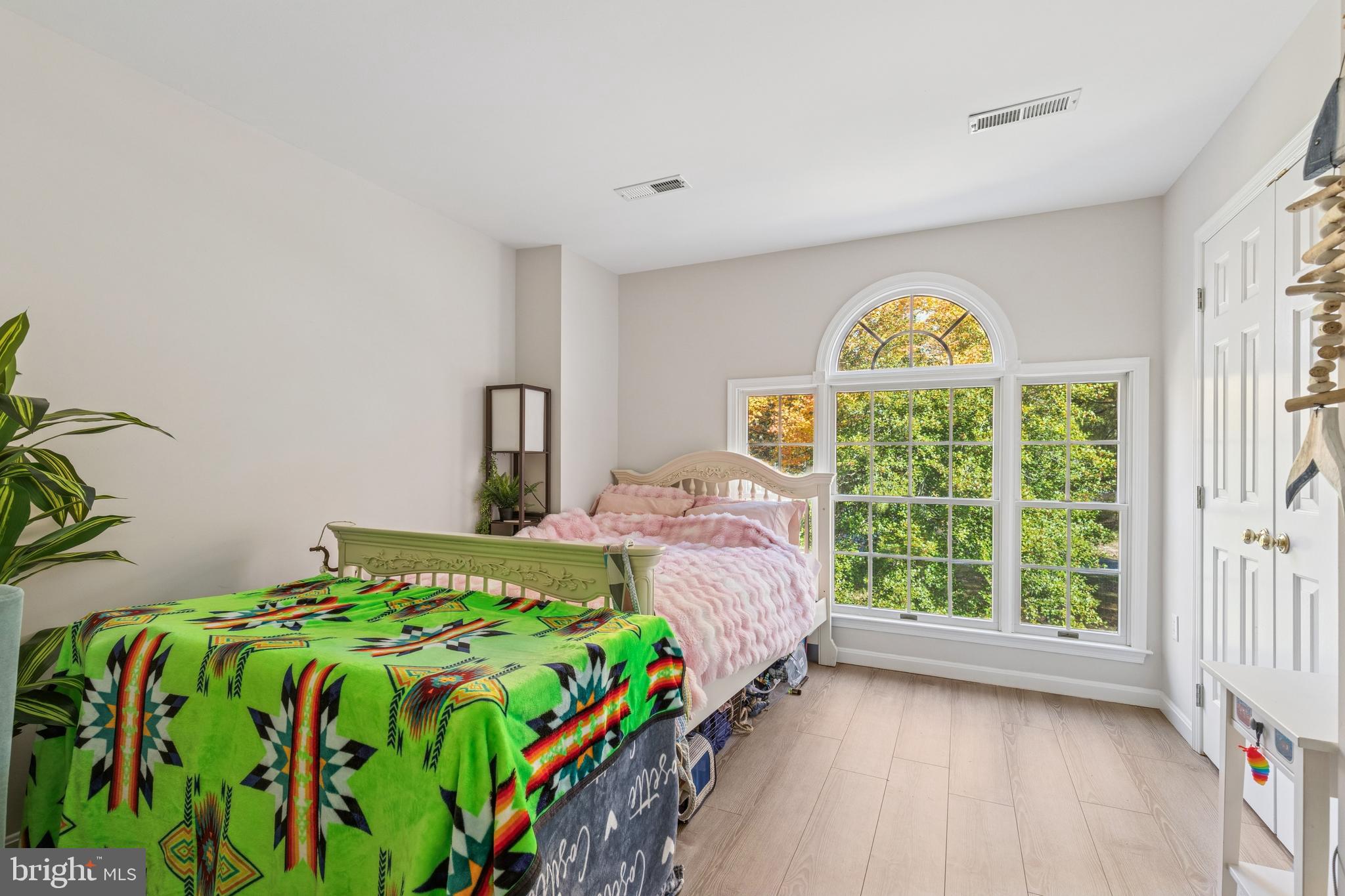 MALLARD POND - Residential