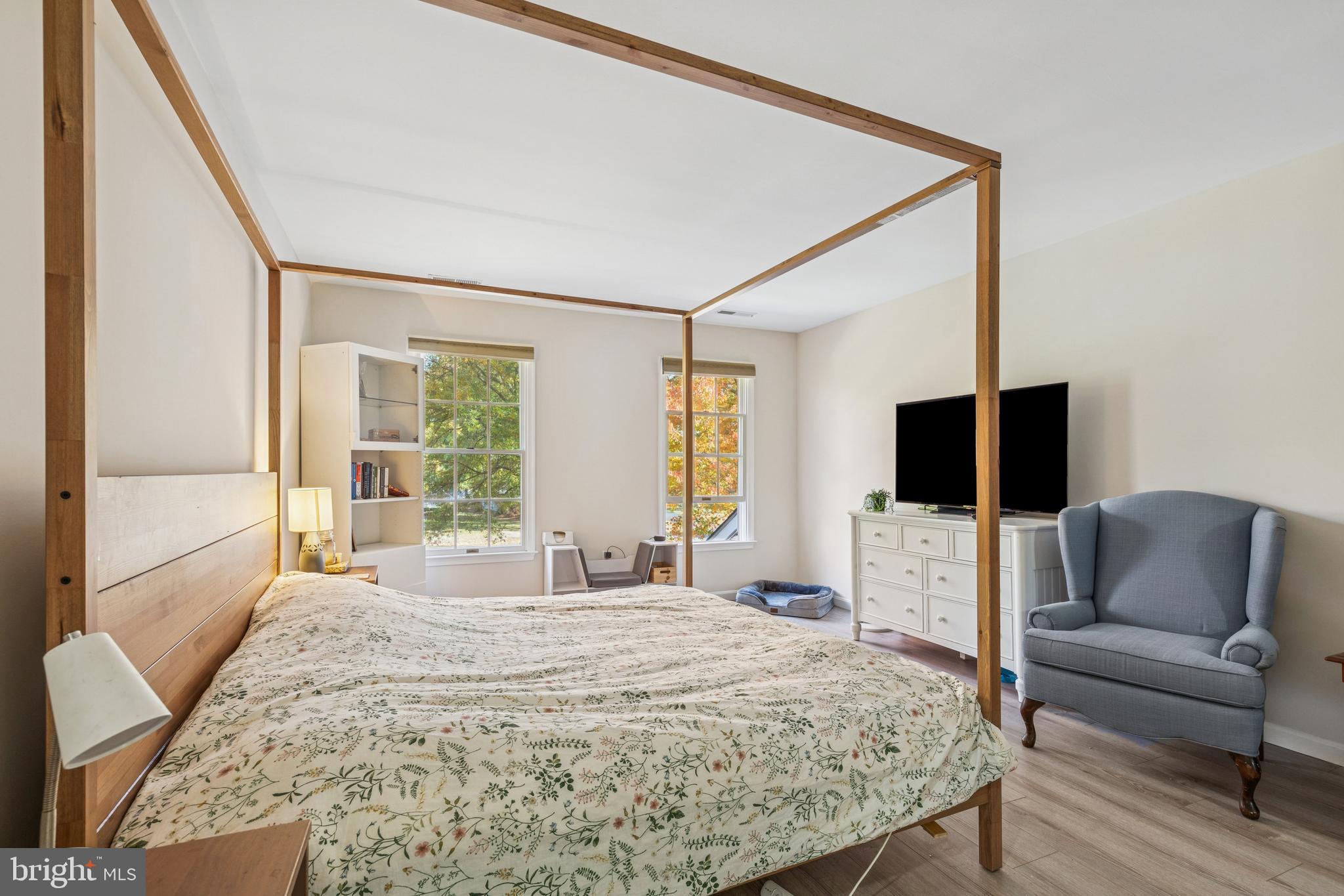 MALLARD POND - Residential