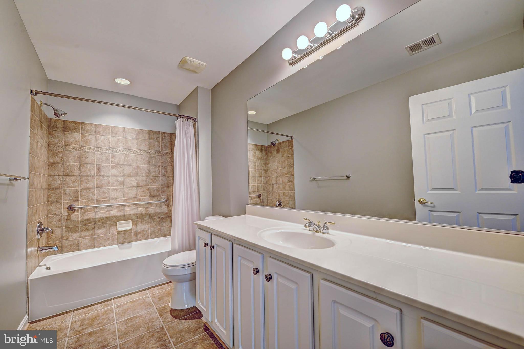 HERITAGE HUNT - Residential