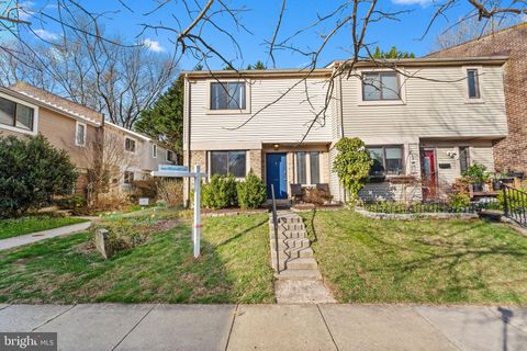 Townhouse For Sale - 48 Rockwell Court<br/> ANNAPOLIS, MD 21403