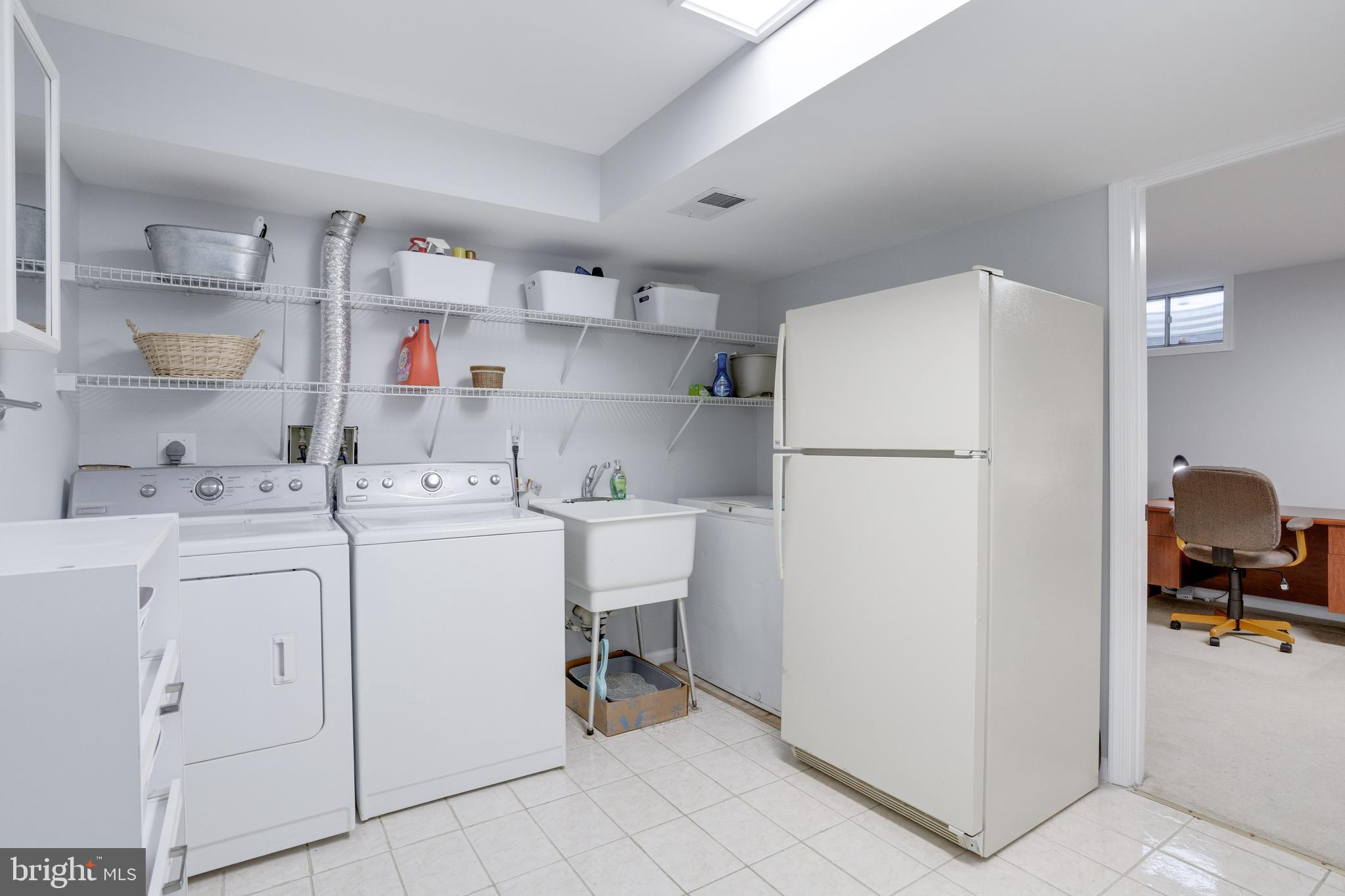 GLENWOOD MANOR - Residential