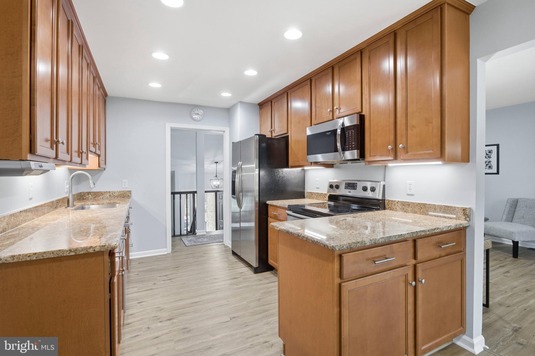 GLENWOOD MANOR - Residential