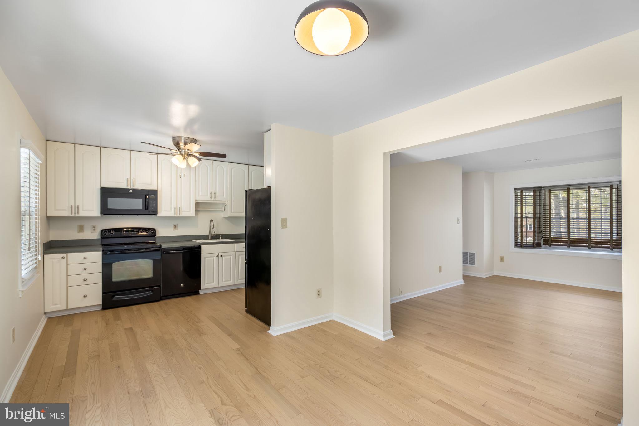 NEWINGTON STATION - Residential