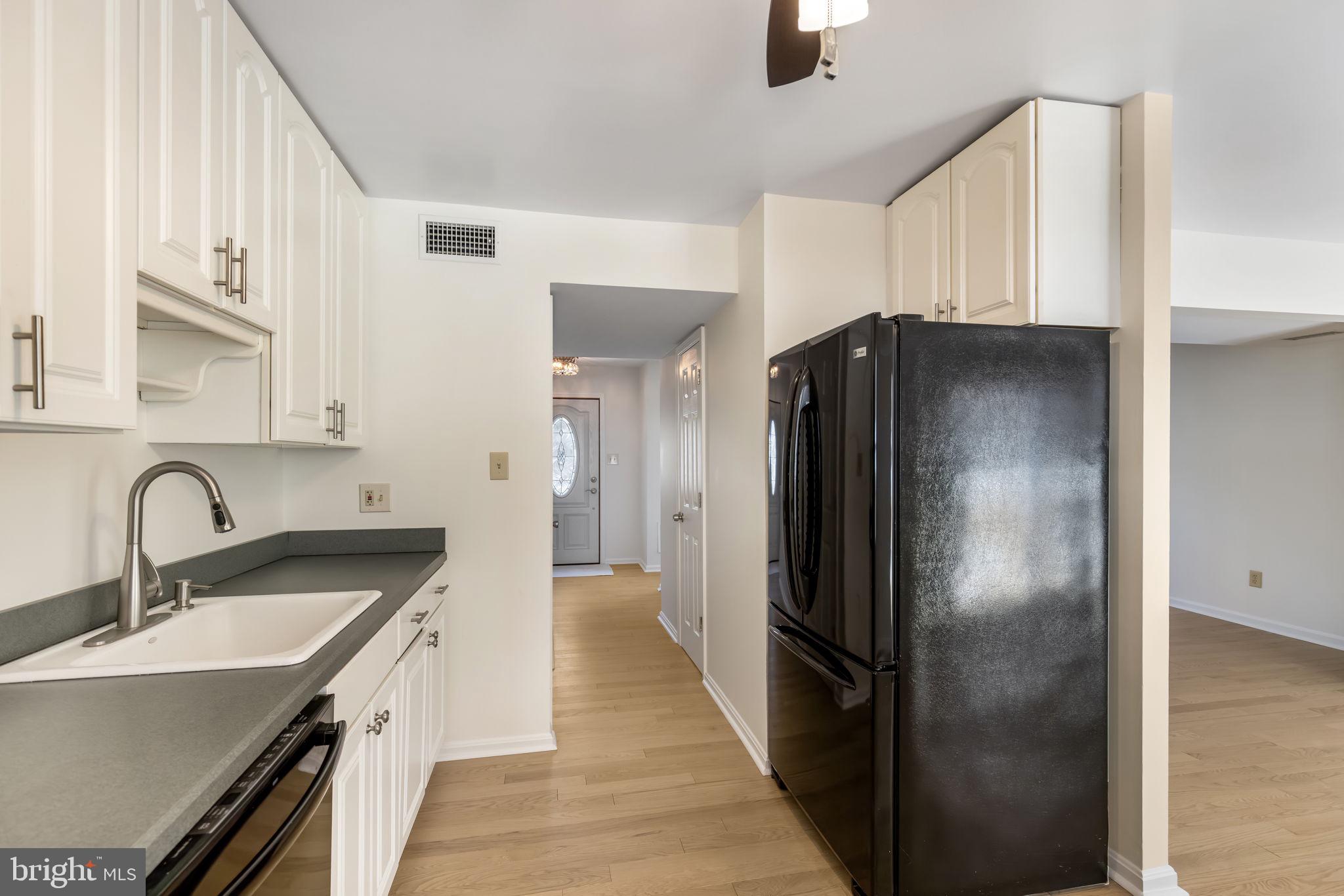 NEWINGTON STATION - Residential