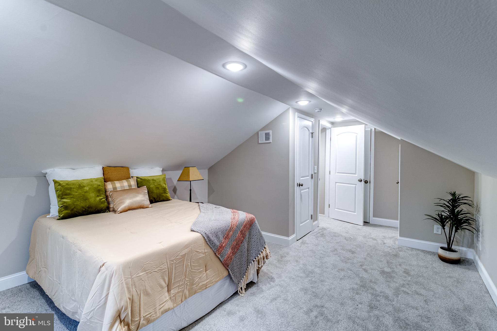 SPARROWS POINT - Residential