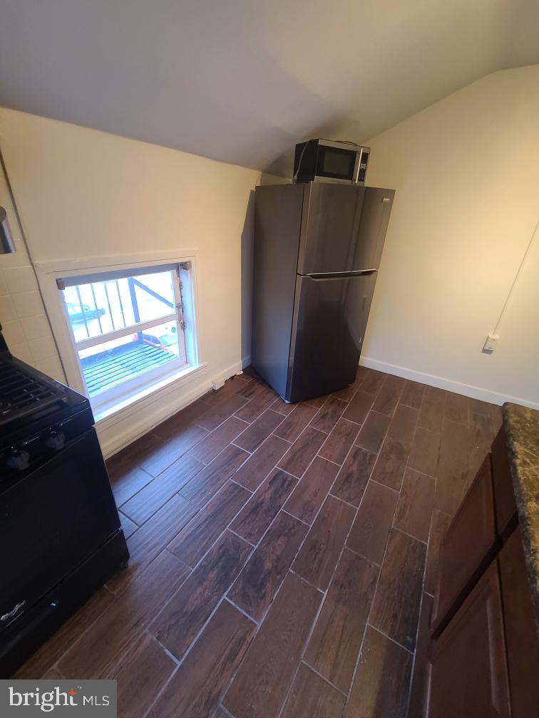 403 PENNINGTON AVENUE 7