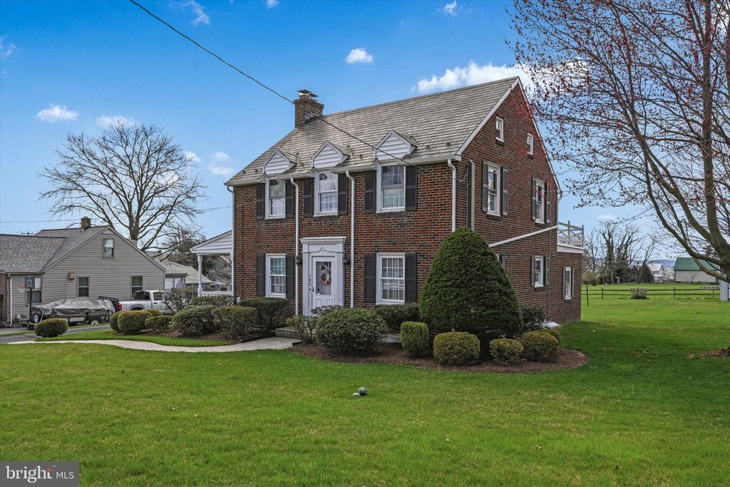 Photo of 105 Vine Street, Terre Hill, PA 17581 (MLS # PALA2048466)