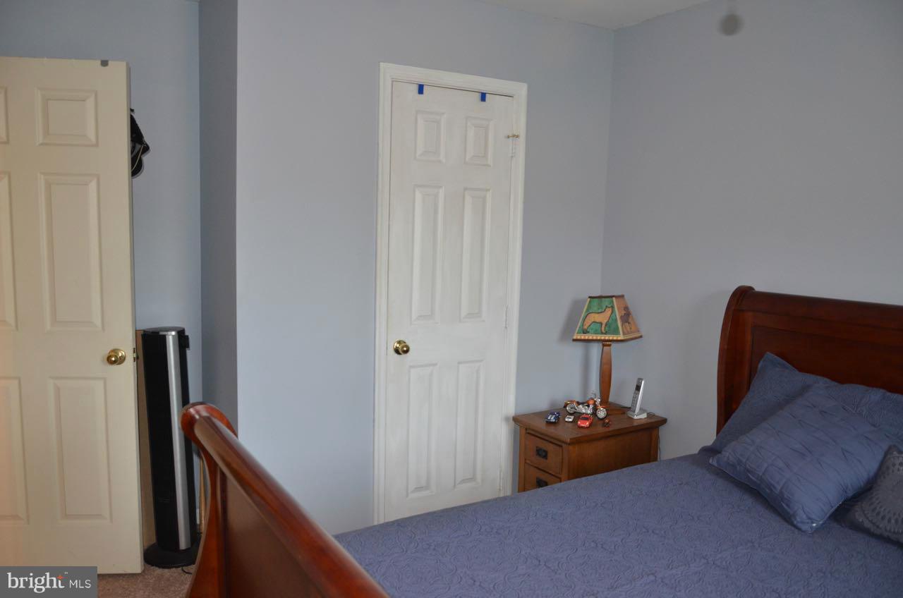 RIVER OAKS - Residential