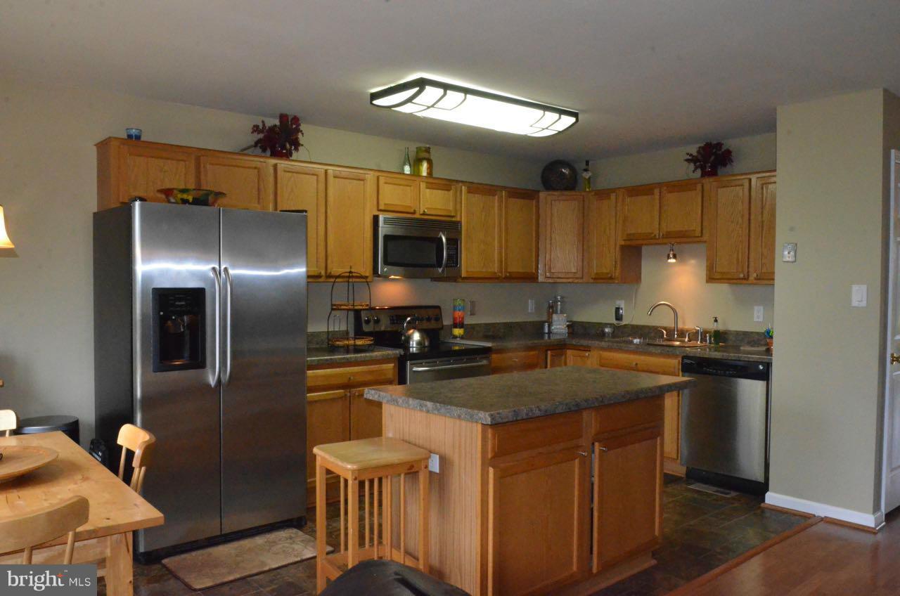 RIVER OAKS - Residential