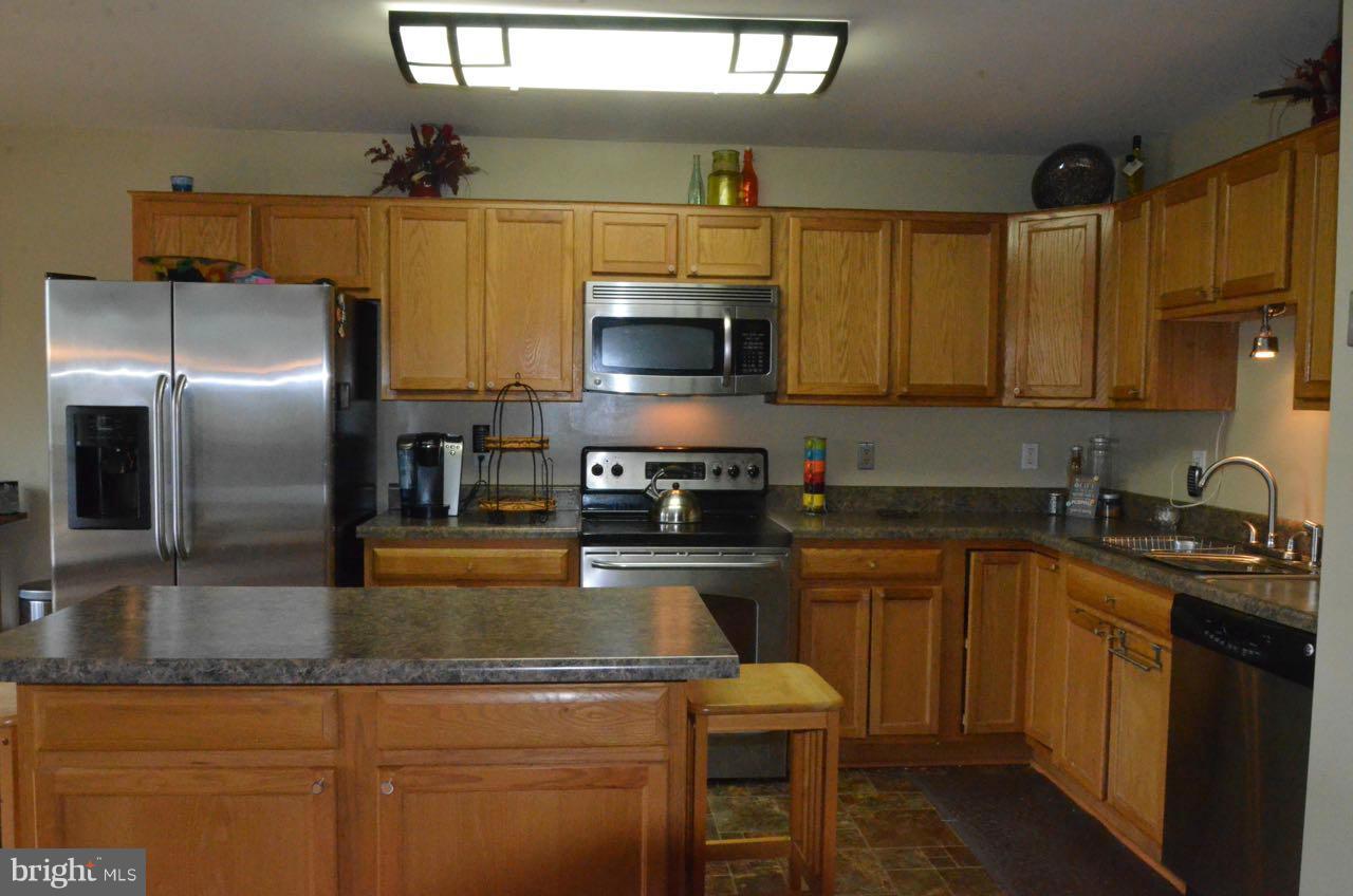 RIVER OAKS - Residential