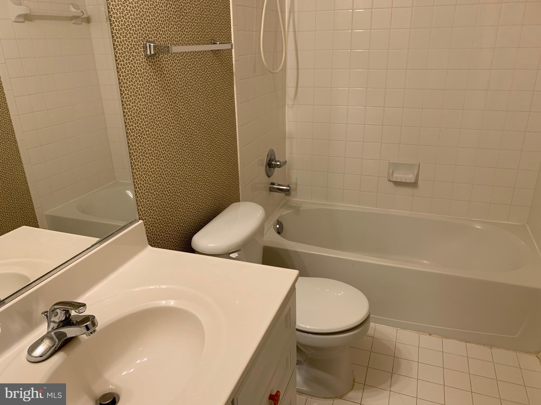 CARTERWOOD - Residential Lease