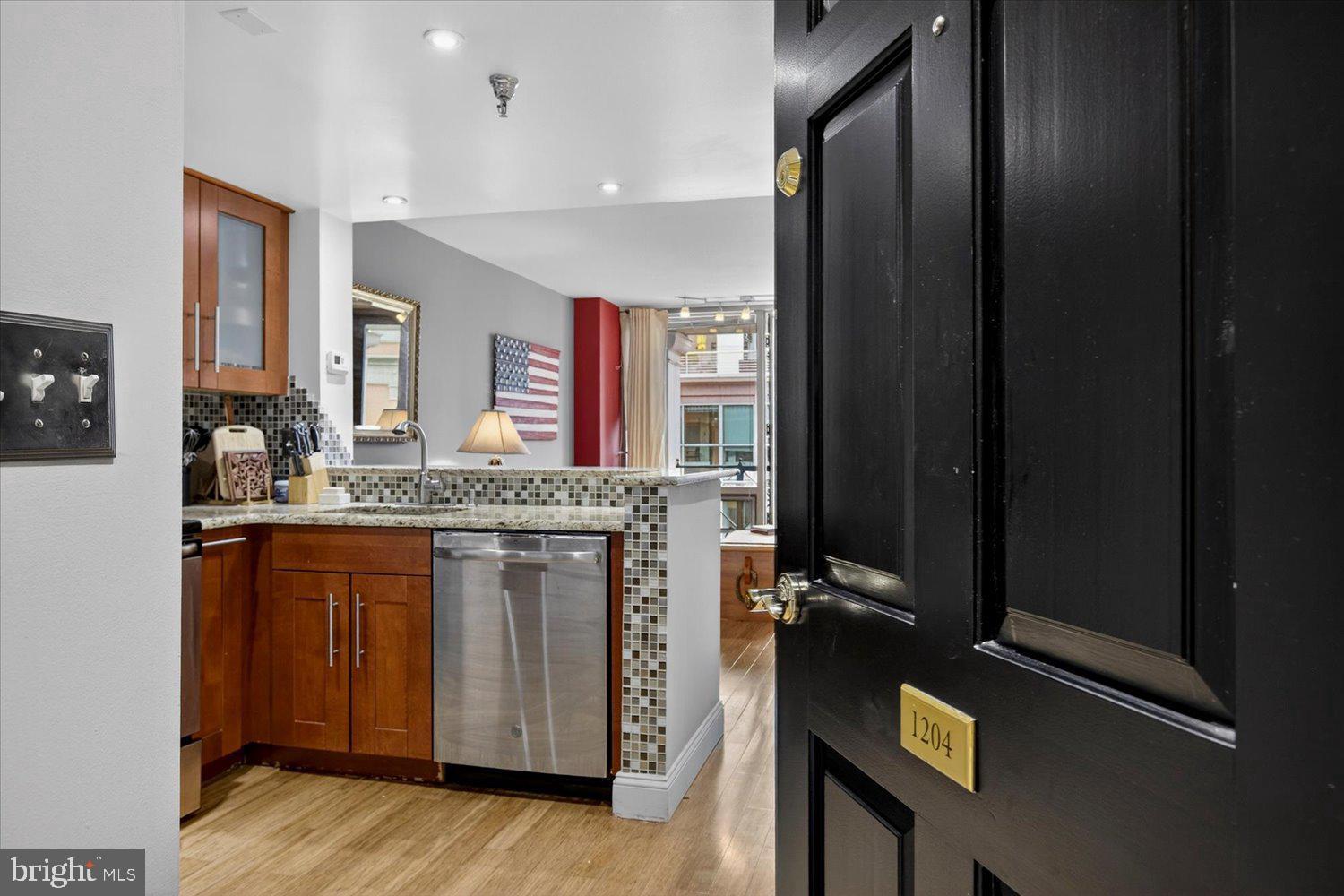 801 PENNSYLVANIA AVENUE NW 1204