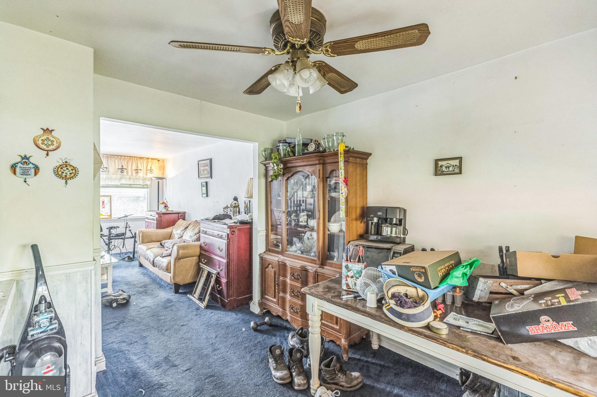 LAWNCREST - Residential