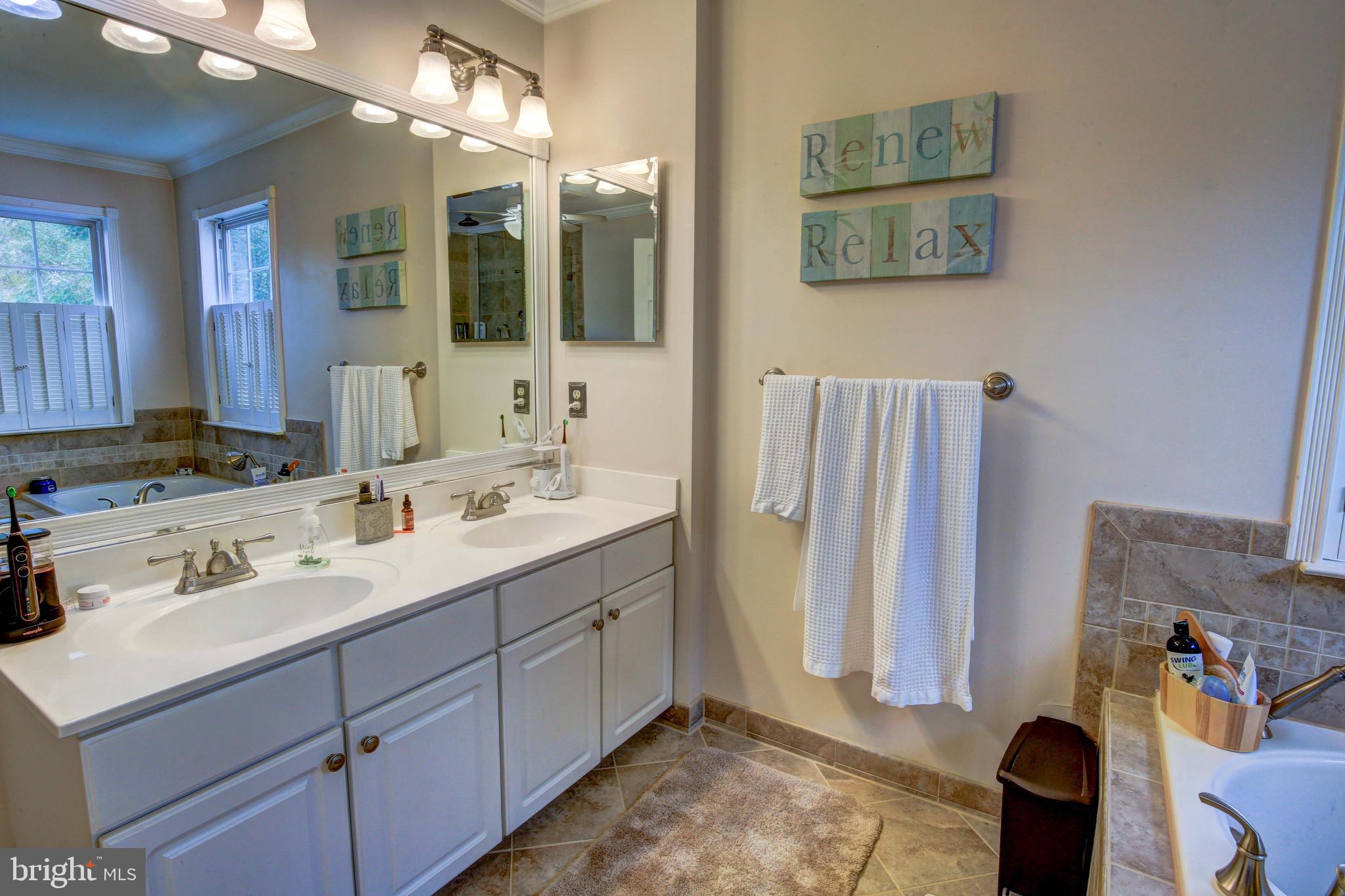 CHAPMAN FARM AT CROFTON - Residential