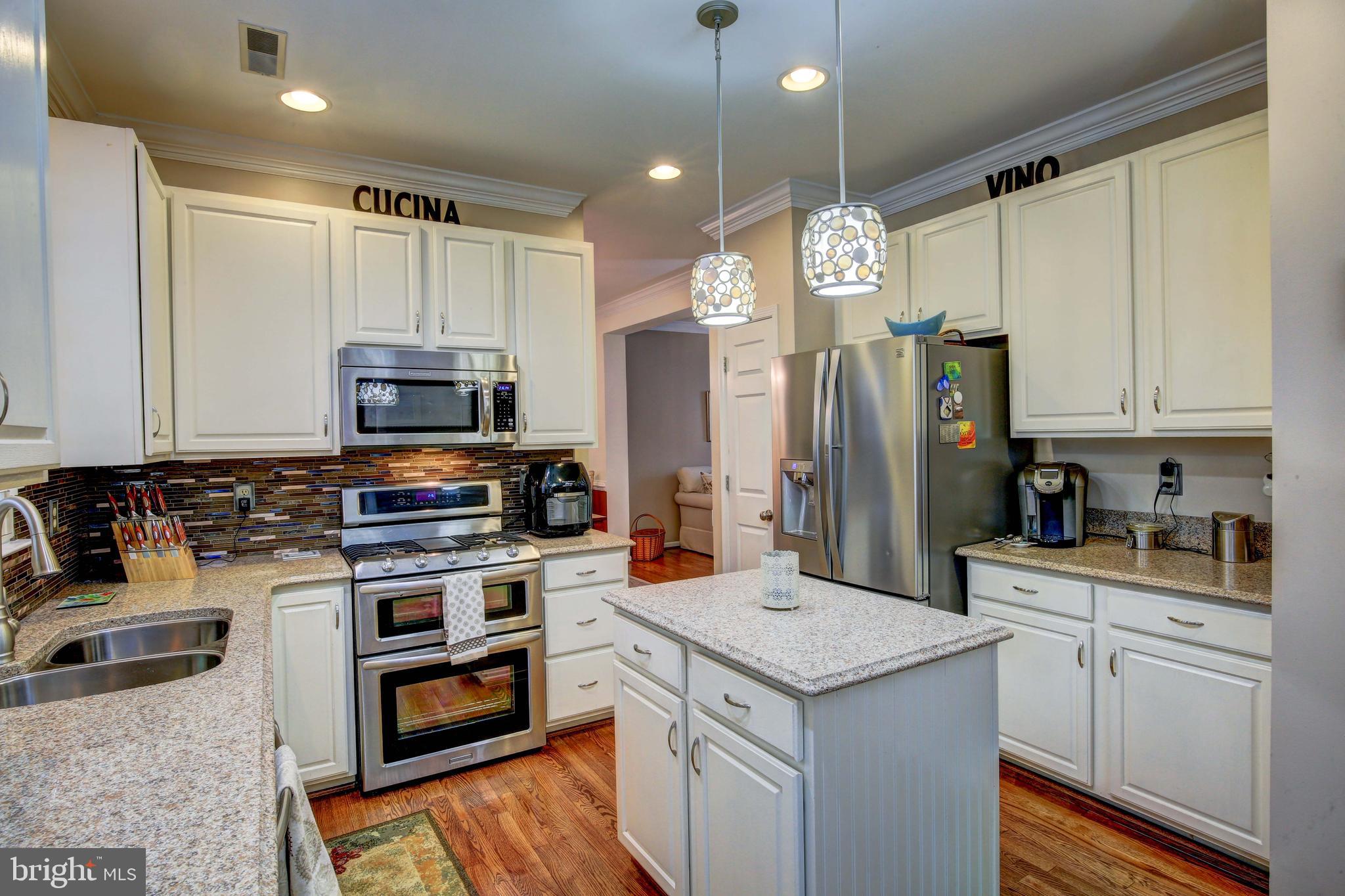 CHAPMAN FARM AT CROFTON - Residential