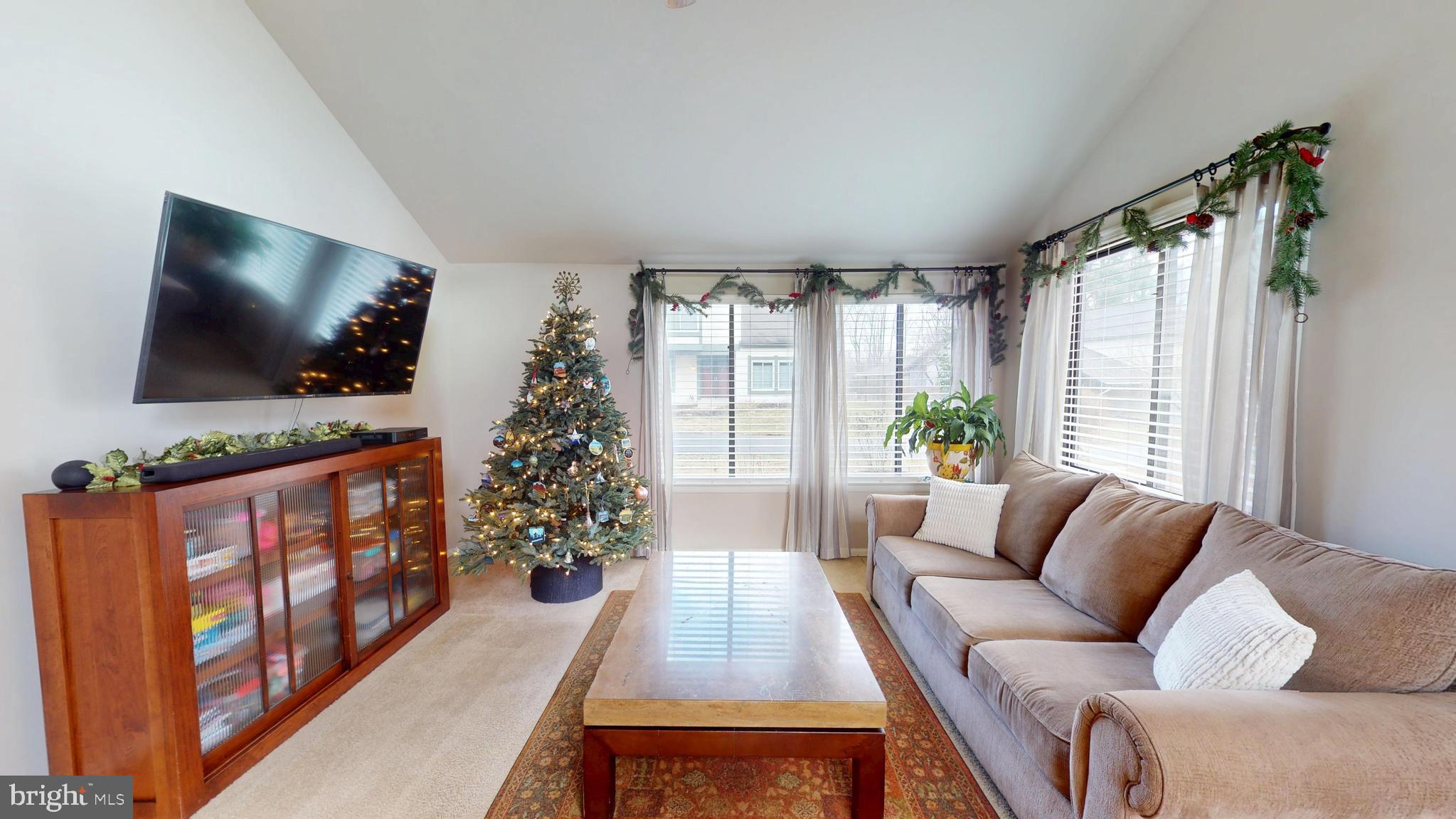 CHURCHILL TOWN SECTOR - Residential