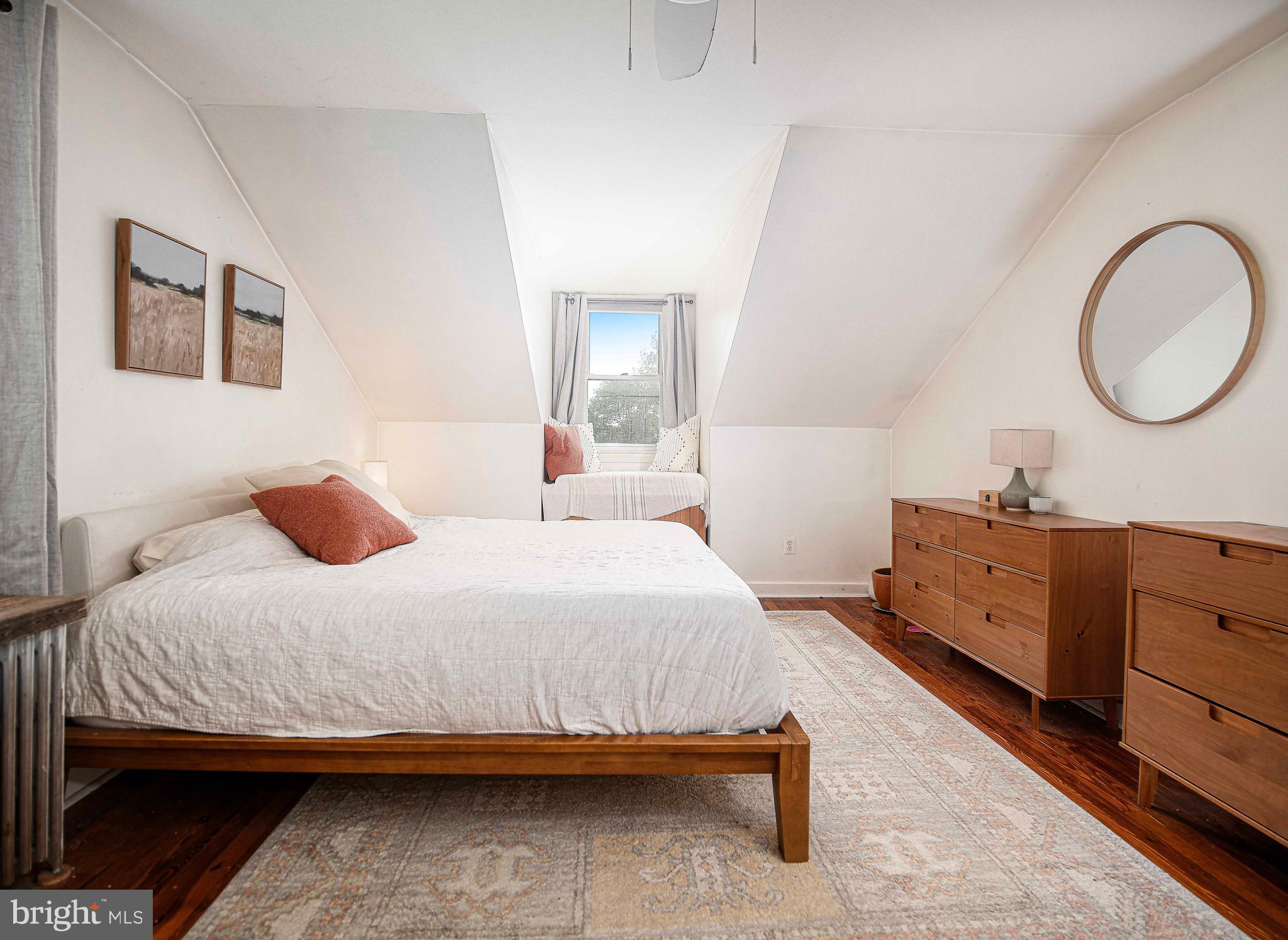 PARKVILLE - Residential
