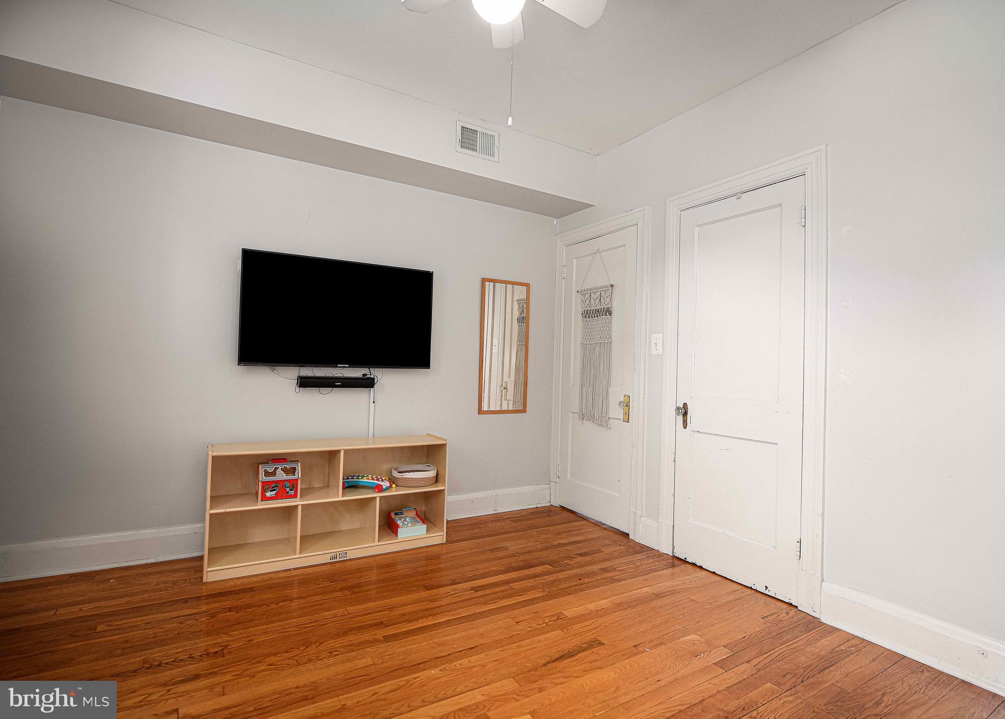 PARKVILLE - Residential