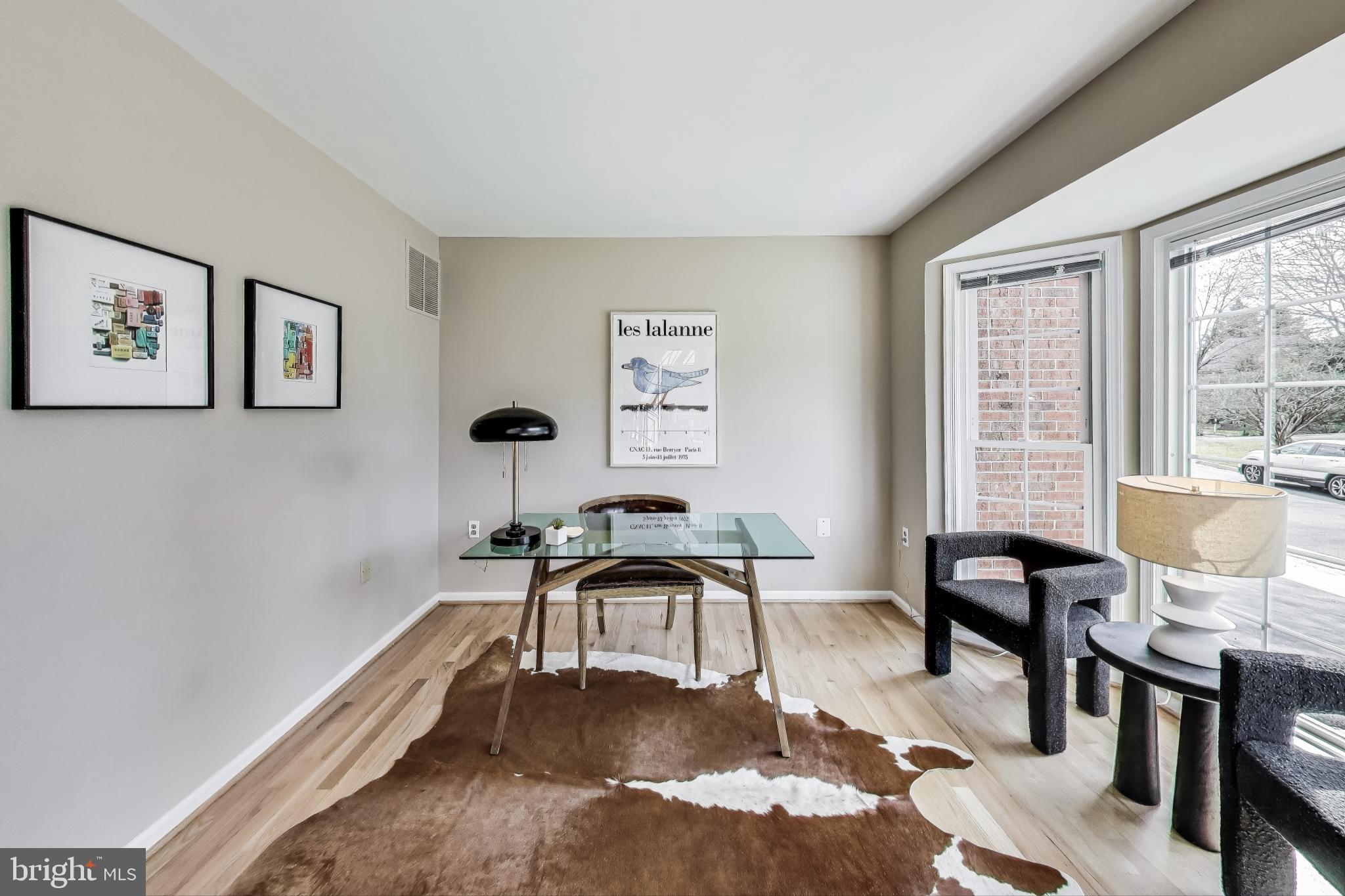 WASHINGTONIAN WOODS - Residential